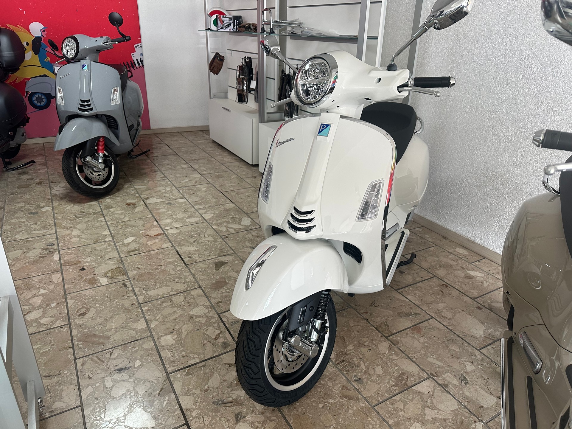 PIAGGIO Vespa GTS 310 Super RST E5+
