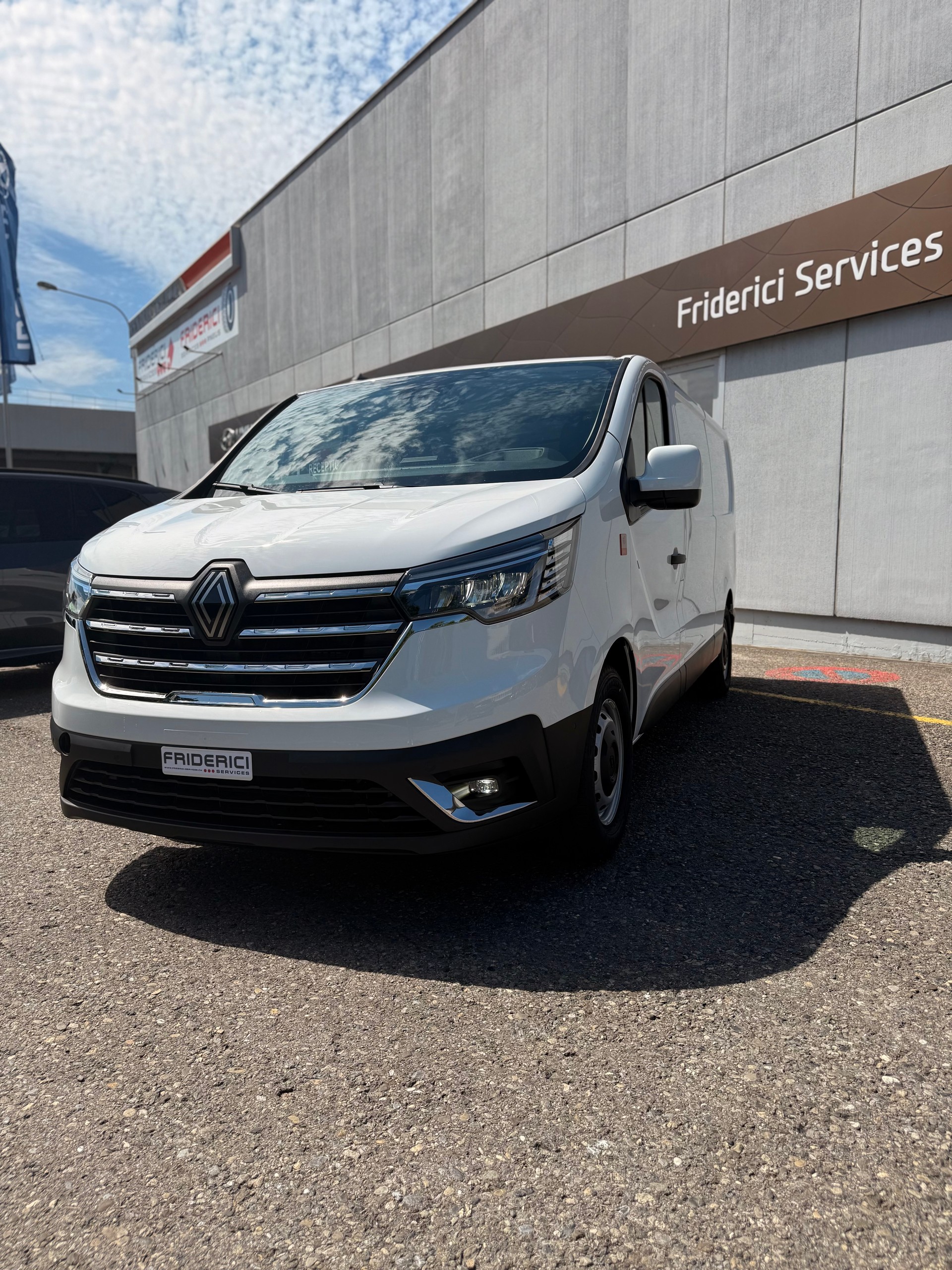 RENAULT Trafic EV52 22kW L2H1
