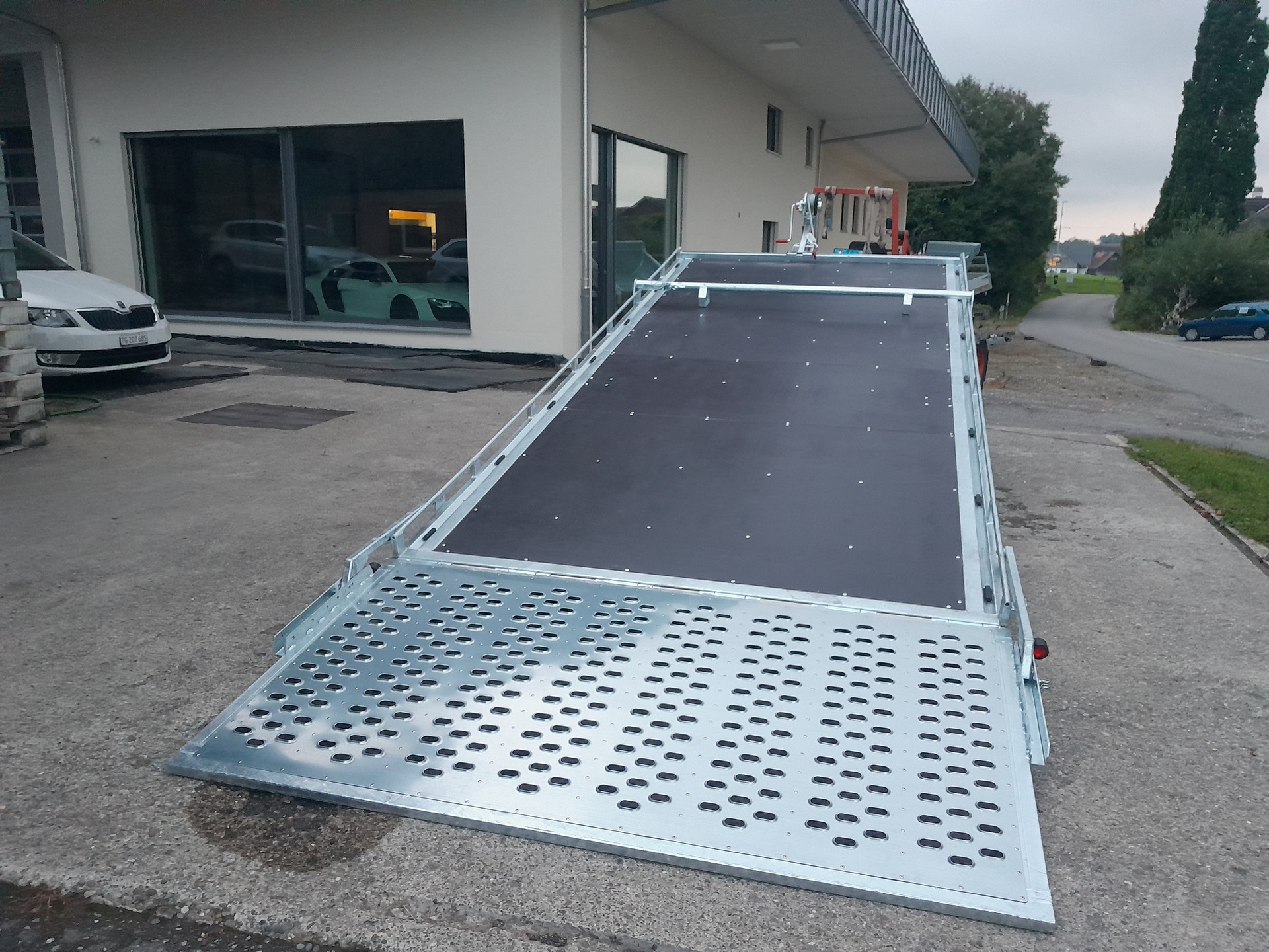 VEZEKO VZ3500 Sachentransporter-image-1