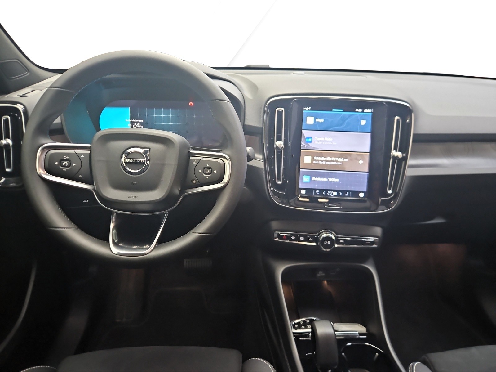 VOLVO C40 Recharge P6 Pure Electric Plus-image-9