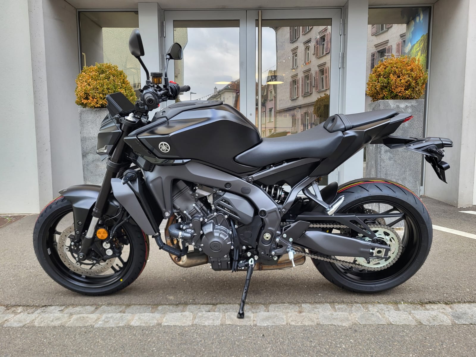 YAMAHA MT-09 Y-AMT-image-2