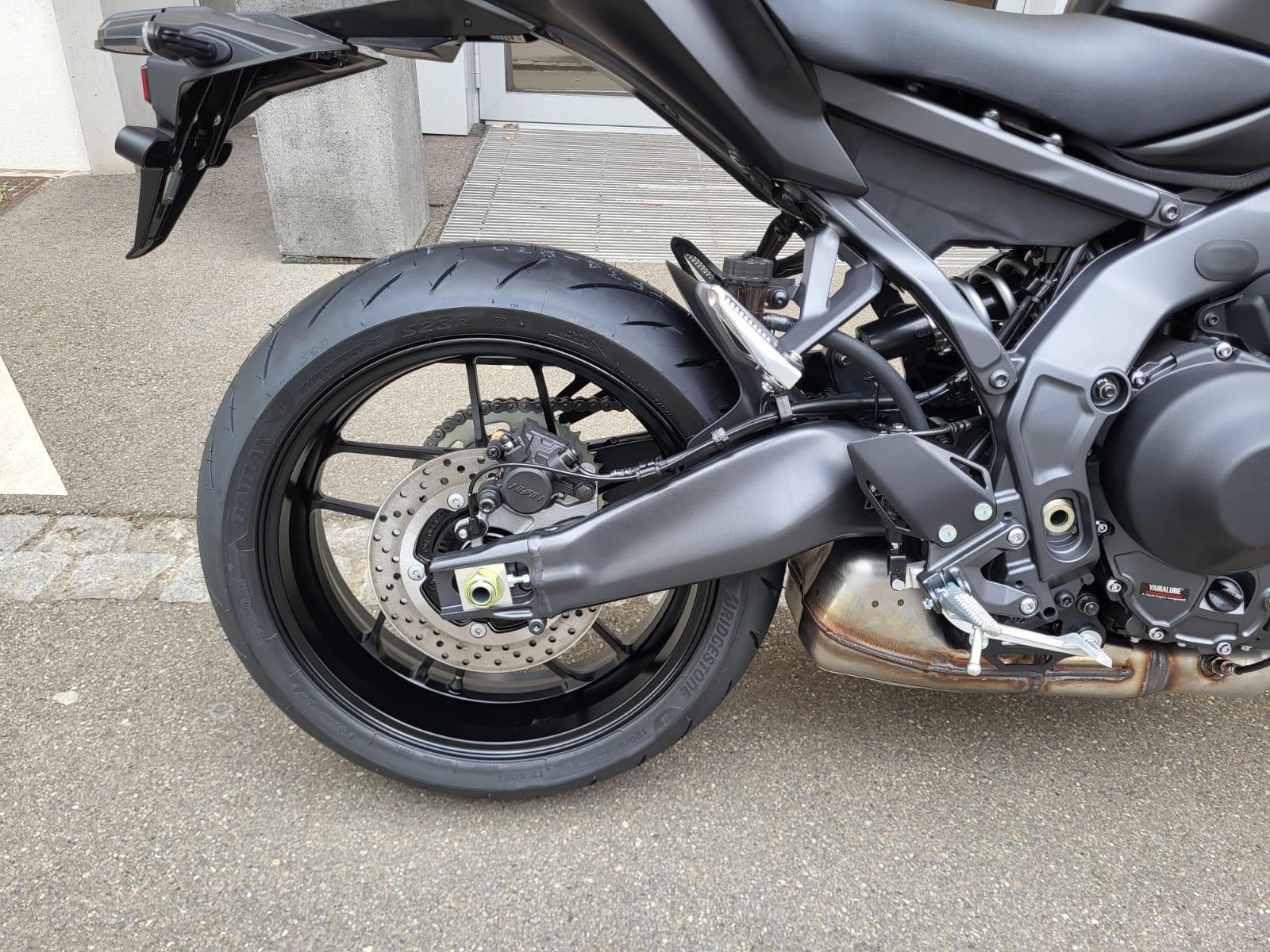YAMAHA MT-09 Y-AMT-image-5