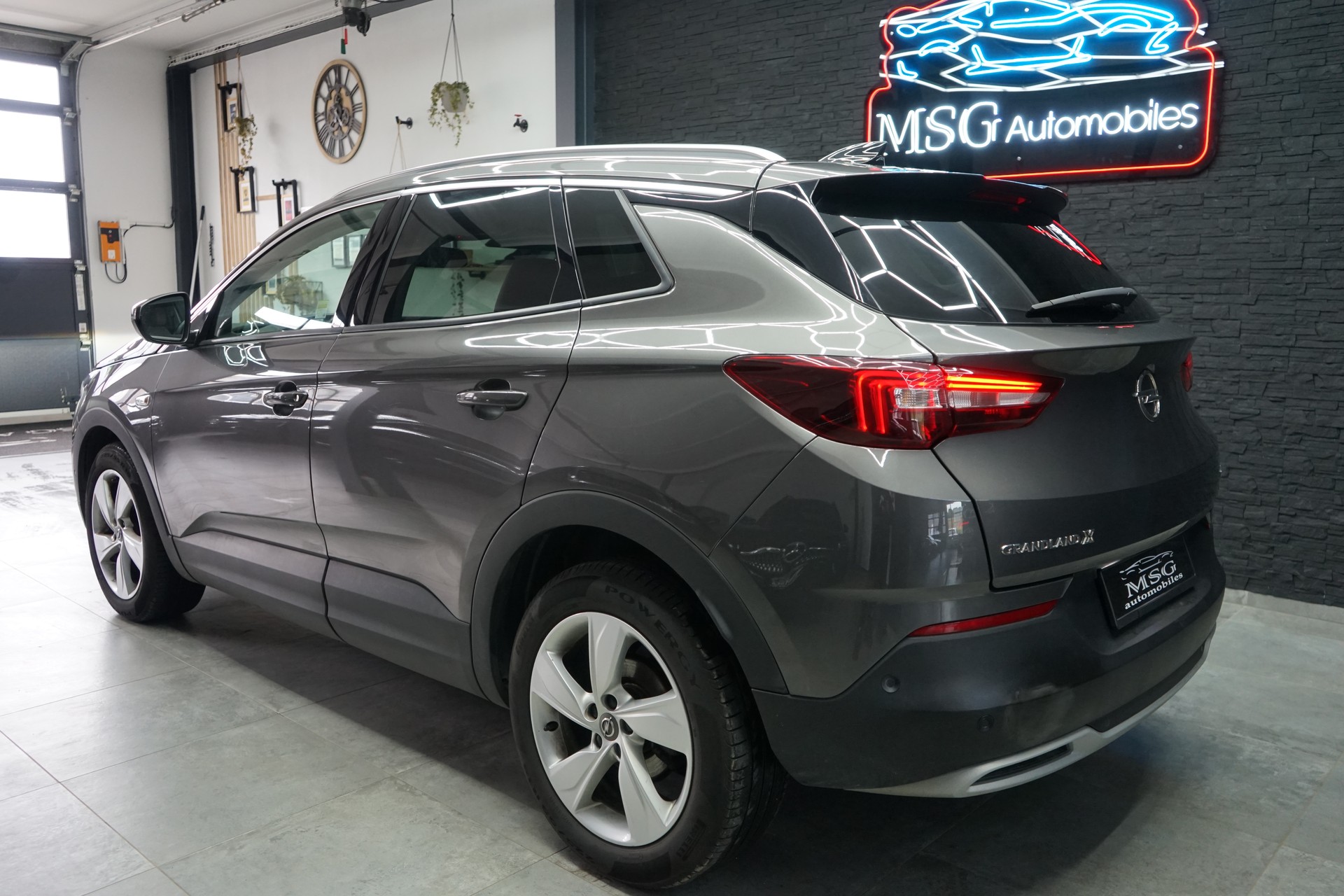 OPEL Grandland X 1.2i TP Excellence Automatik-showroom-element-2