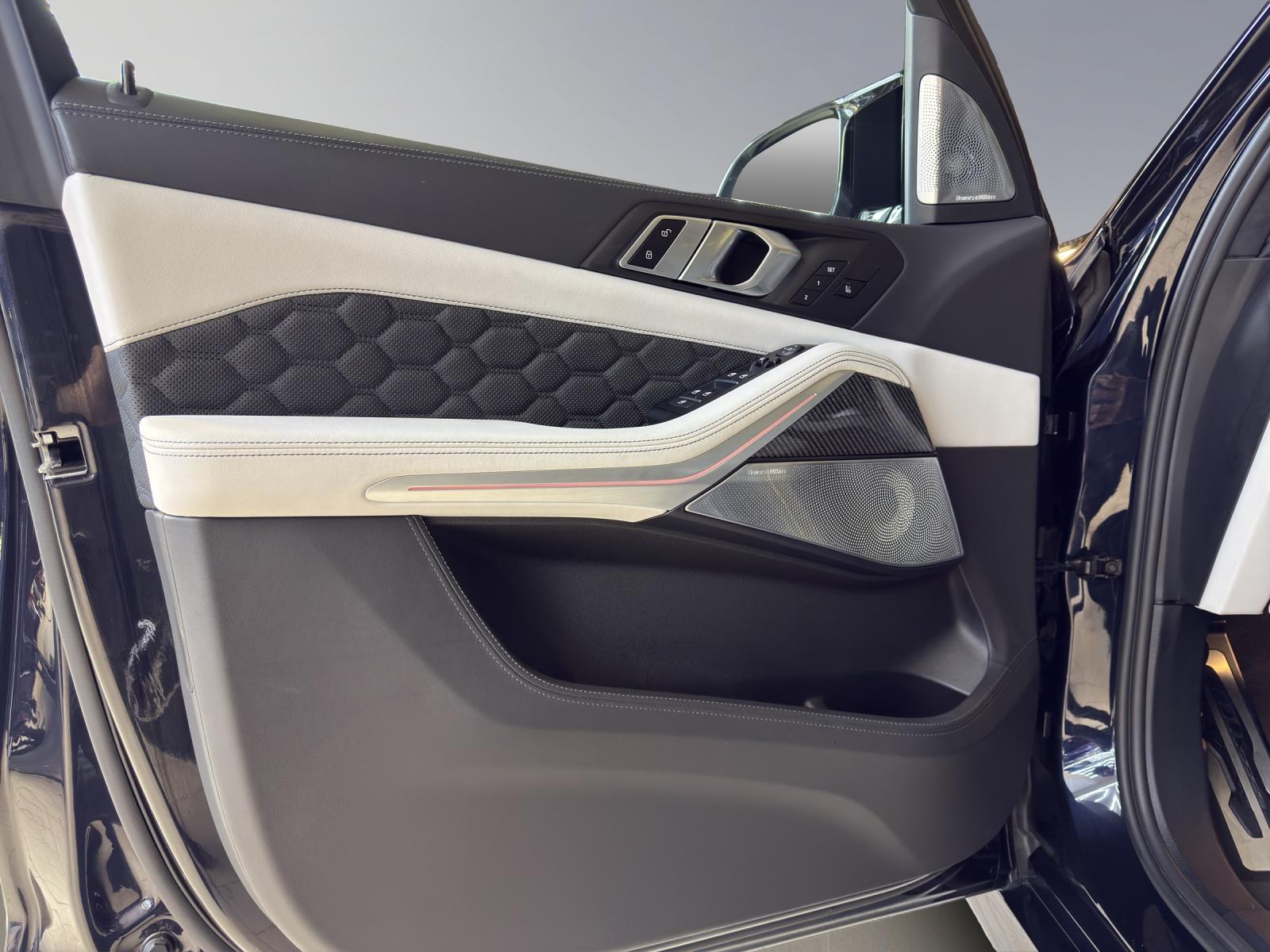 BMW X5 M Competition-image-14