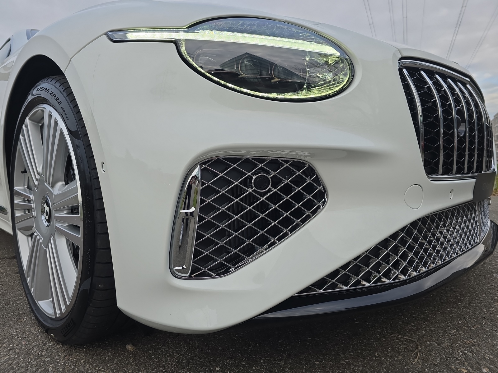 BENTLEY Continental GT 4.0 V8 PHEV AZURE 680 PS/1.9 % Leasing möglich-image-19