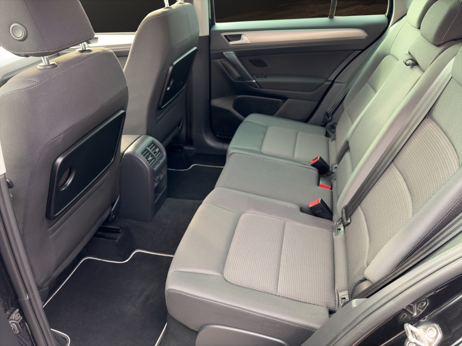 VW Golf Sportsvan 1.4 TSI 125 Comfortline DSG-image-11