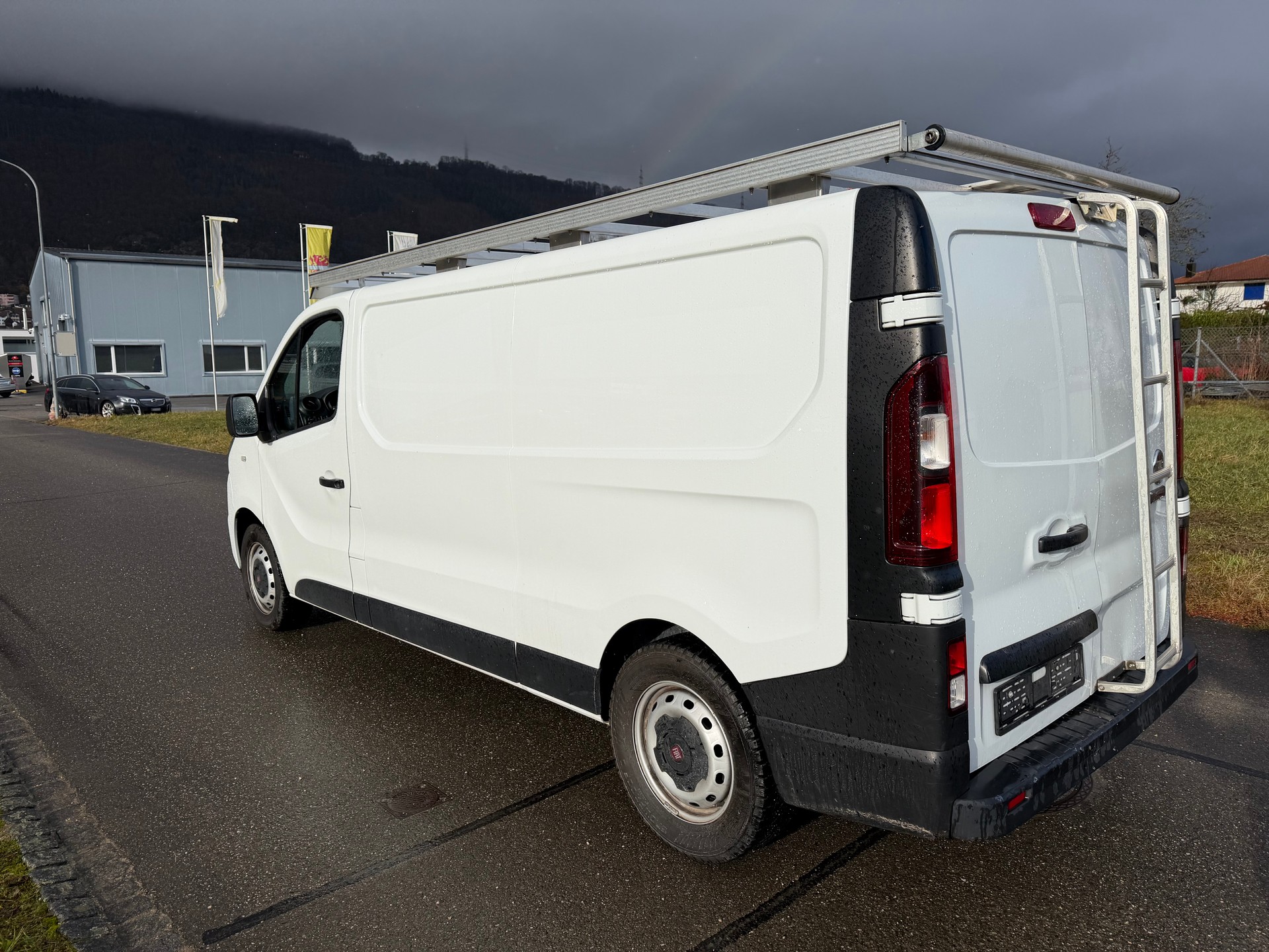 FIAT TALENTO 29 2.0 MJ "L2H1" AB MFK + MIT DACHTRÄGER MIT KLIMA 6-GANG SCHALTUNG. NL 1080 KG !!-showroom-element-1