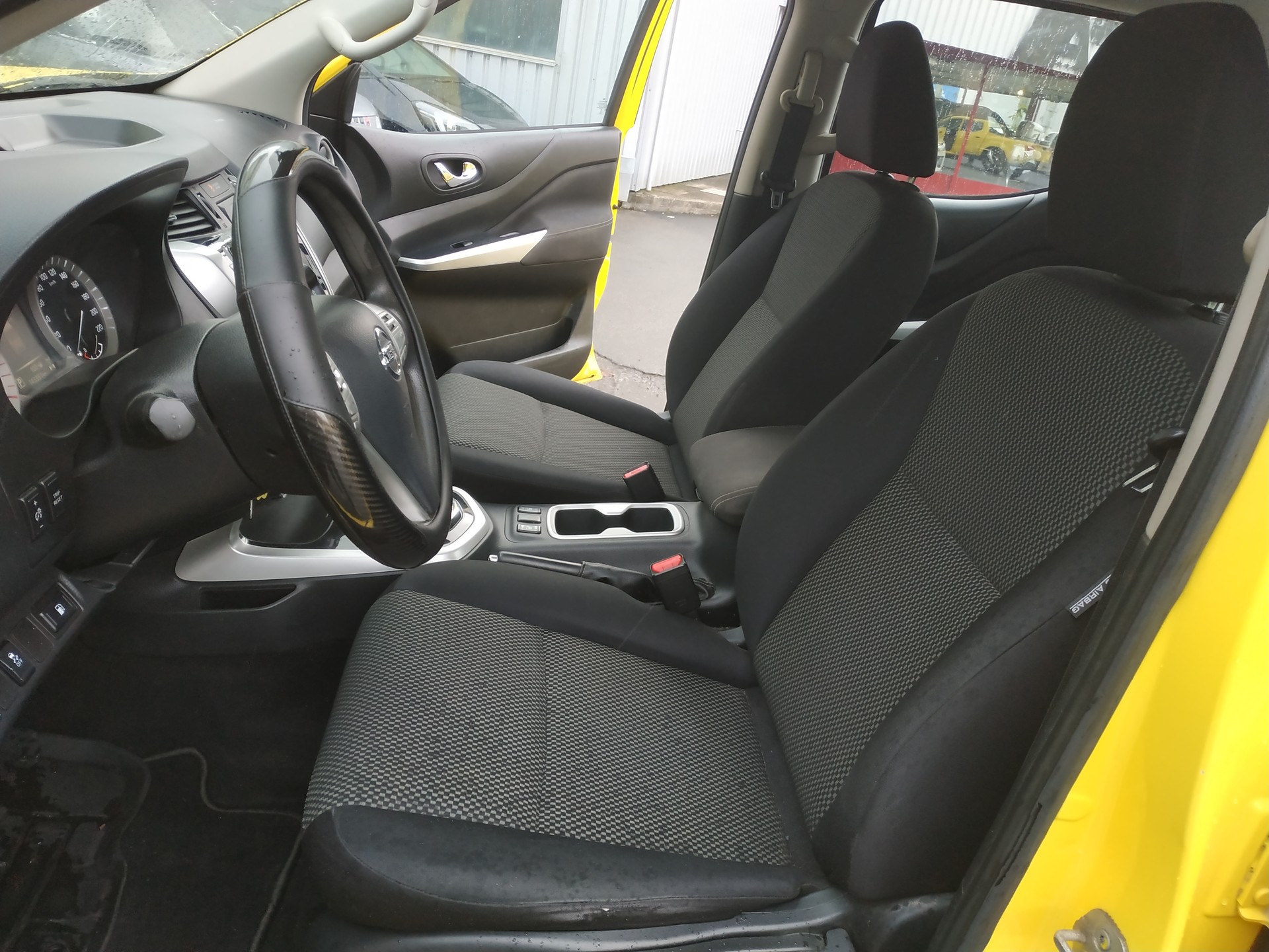 NISSAN Navara Double Cab Acenta 2.3 dCi 4WD Automat-image-11