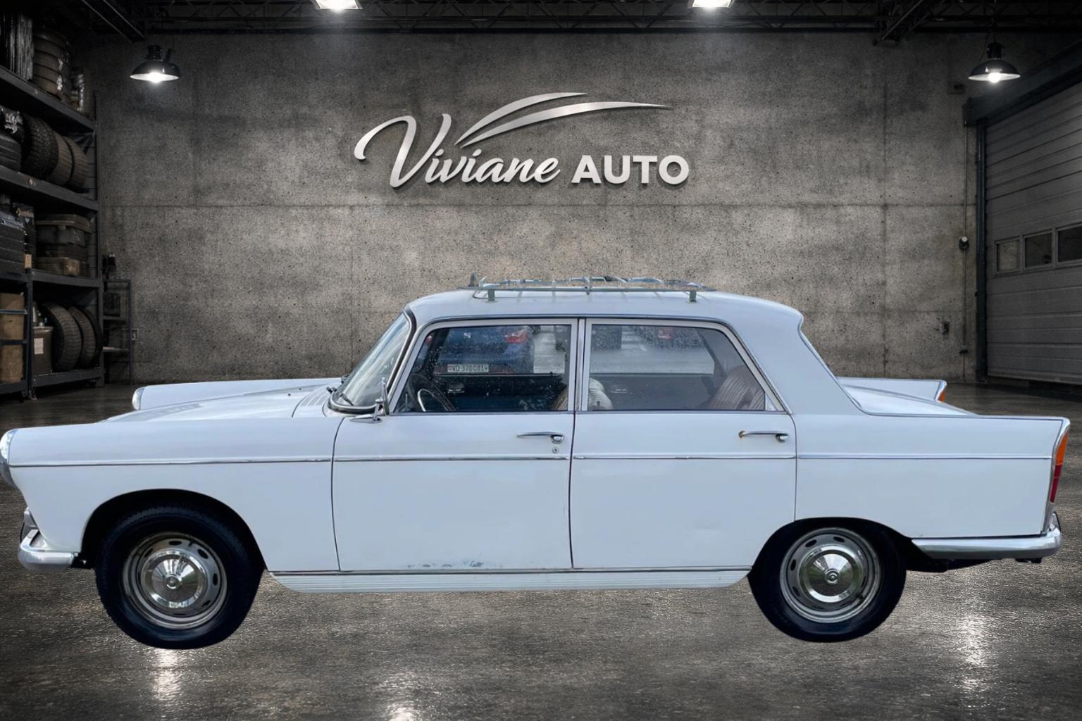 PEUGEOT 404-showroom-element-2