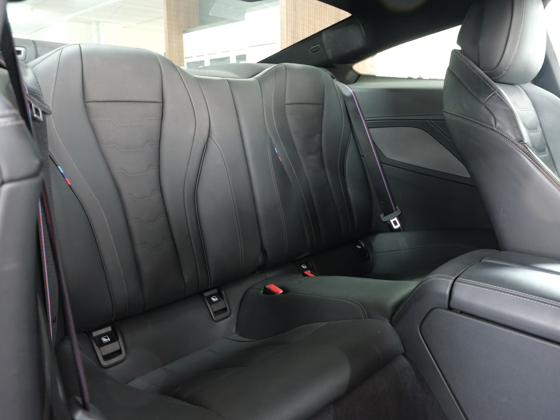 BMW 840i xDrive Steptronic-image-17