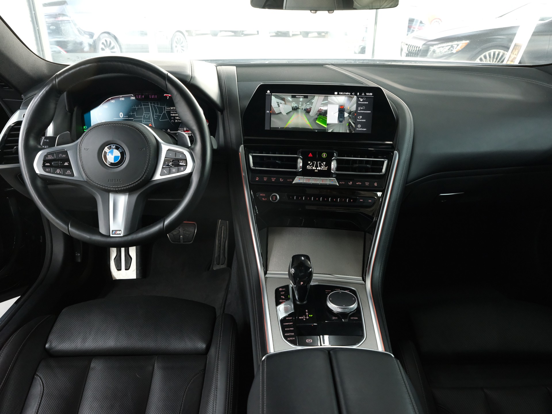 BMW 840i xDrive Steptronic-image-16