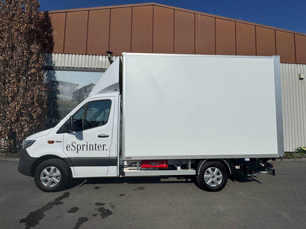 MERCEDES-BENZ eSprinter 420 Pro Koffer mit Hebebühne 3665 S 81 kWh-showroom-element-1