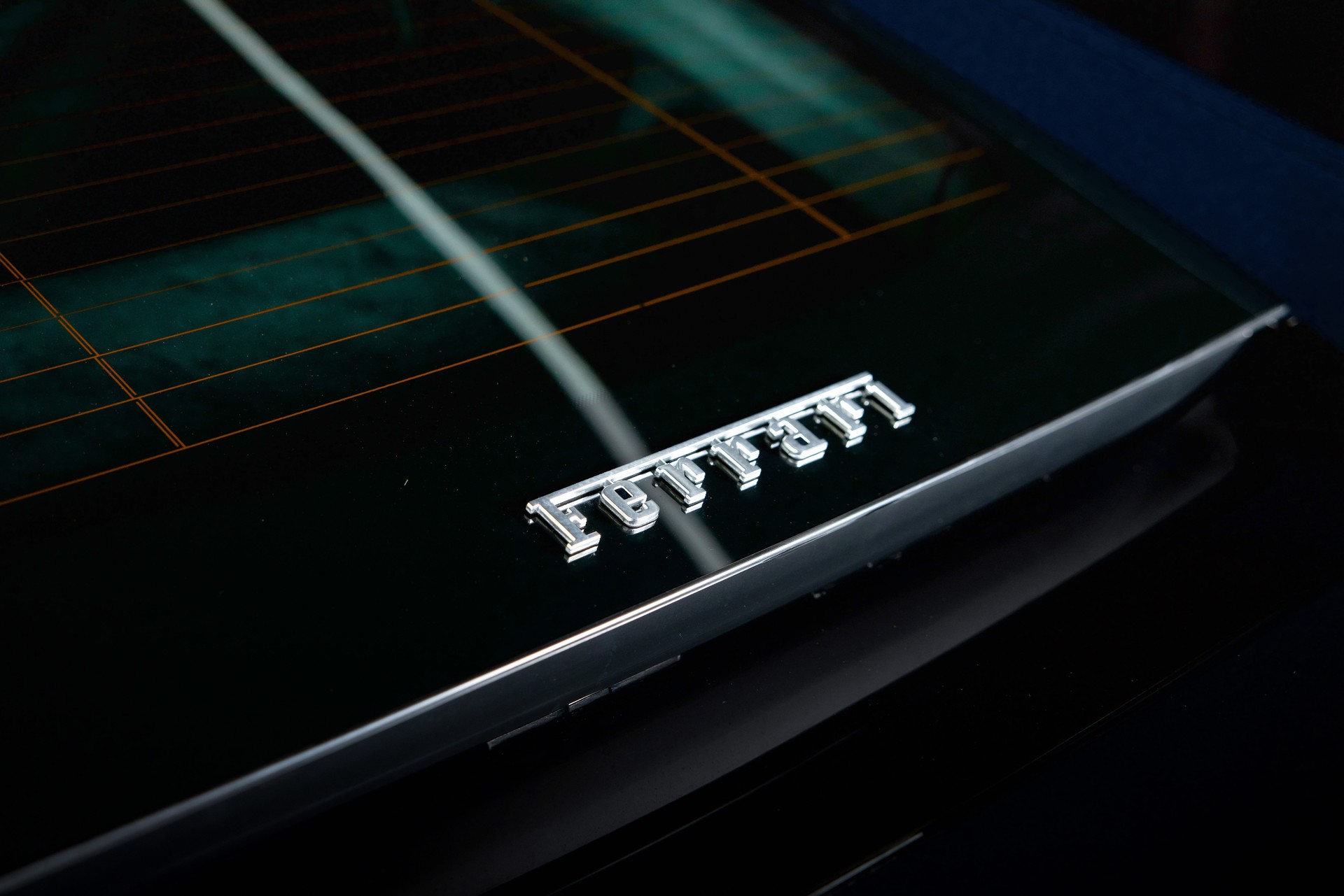 FERRARI 812 Superfast-image-10
