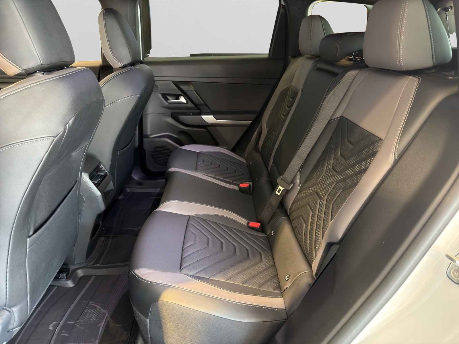 JEEP Compass First Edition-image-12