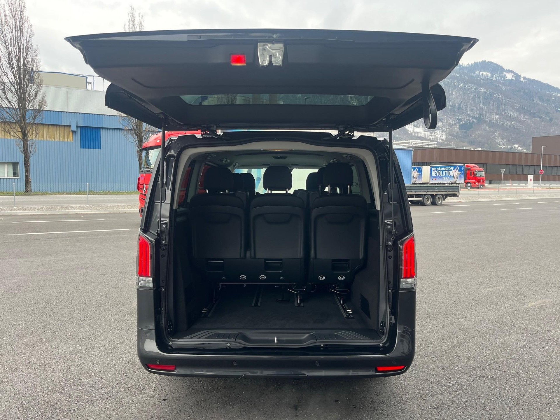 MERCEDES-BENZ Vito 116 Kombi L 2.0 CDI Select Family-image-4