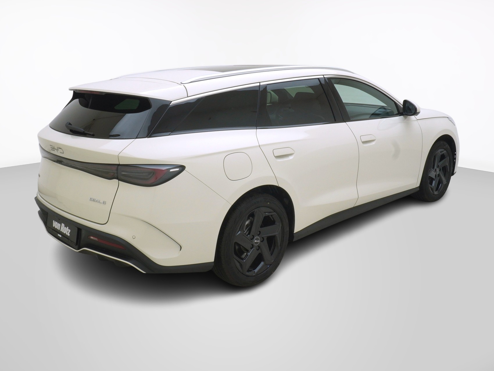 BYD Seal 6 DM-i Touring Comfort-image-4
