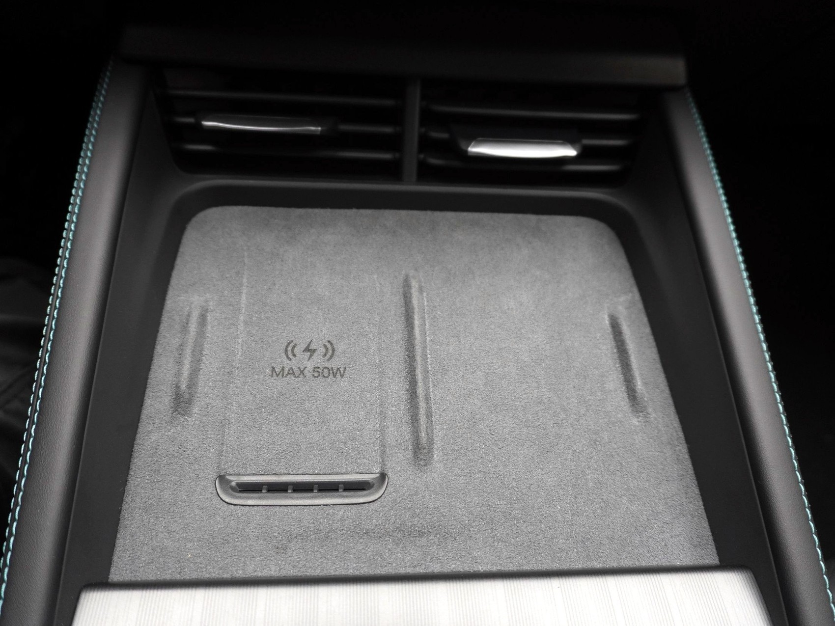 BYD Seal 6 DM-i Touring Comfort-image-21