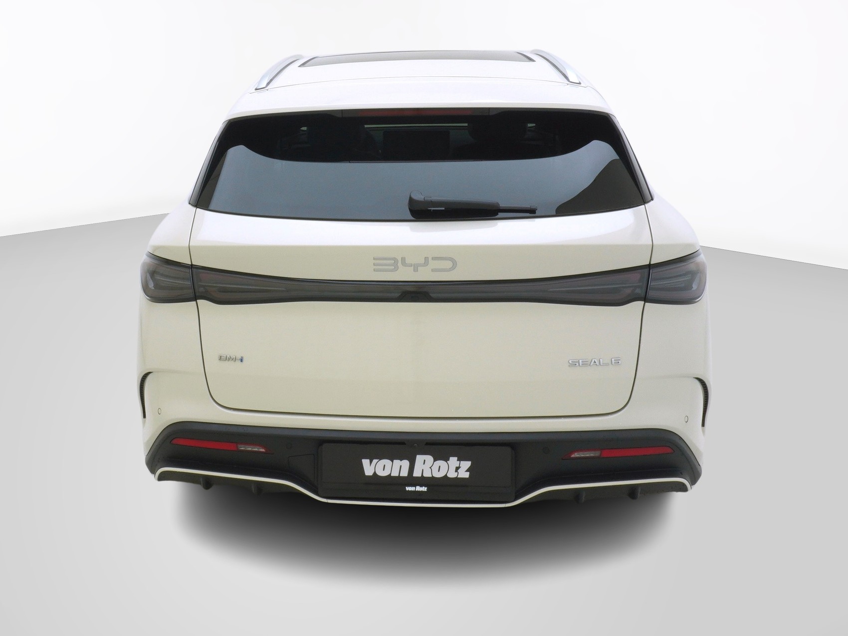 BYD Seal 6 DM-i Touring Comfort-showroom-element-2