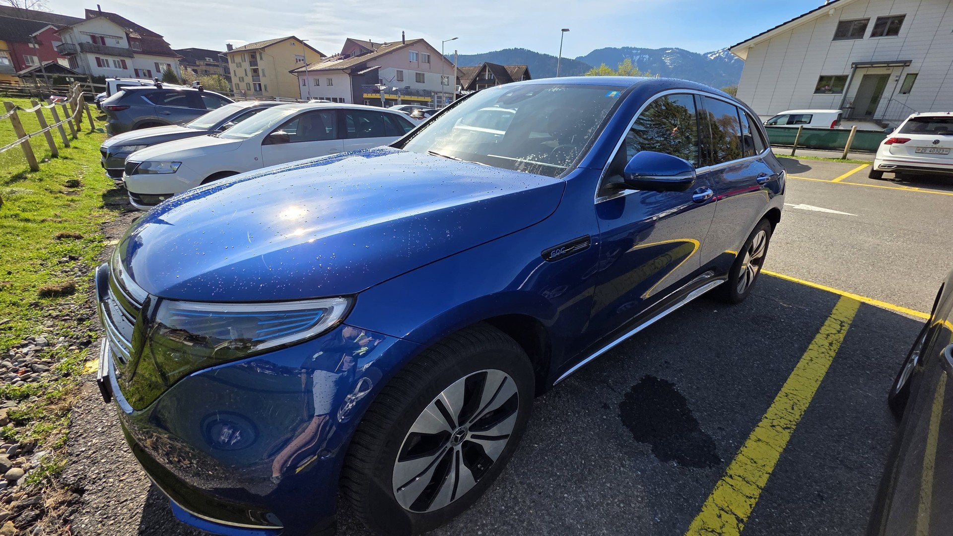 MERCEDES-BENZ EQC 400 4Matic-image-2