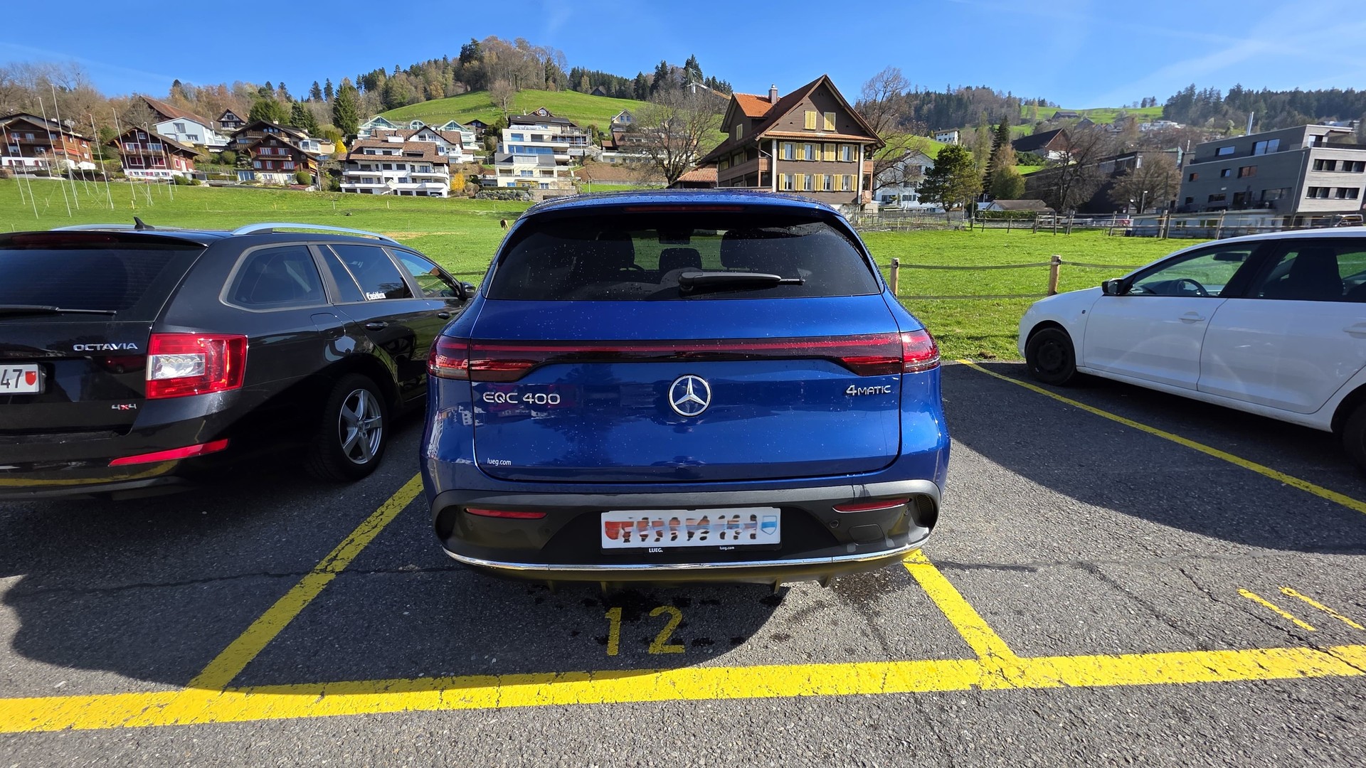 MERCEDES-BENZ EQC 400 4Matic-image-5