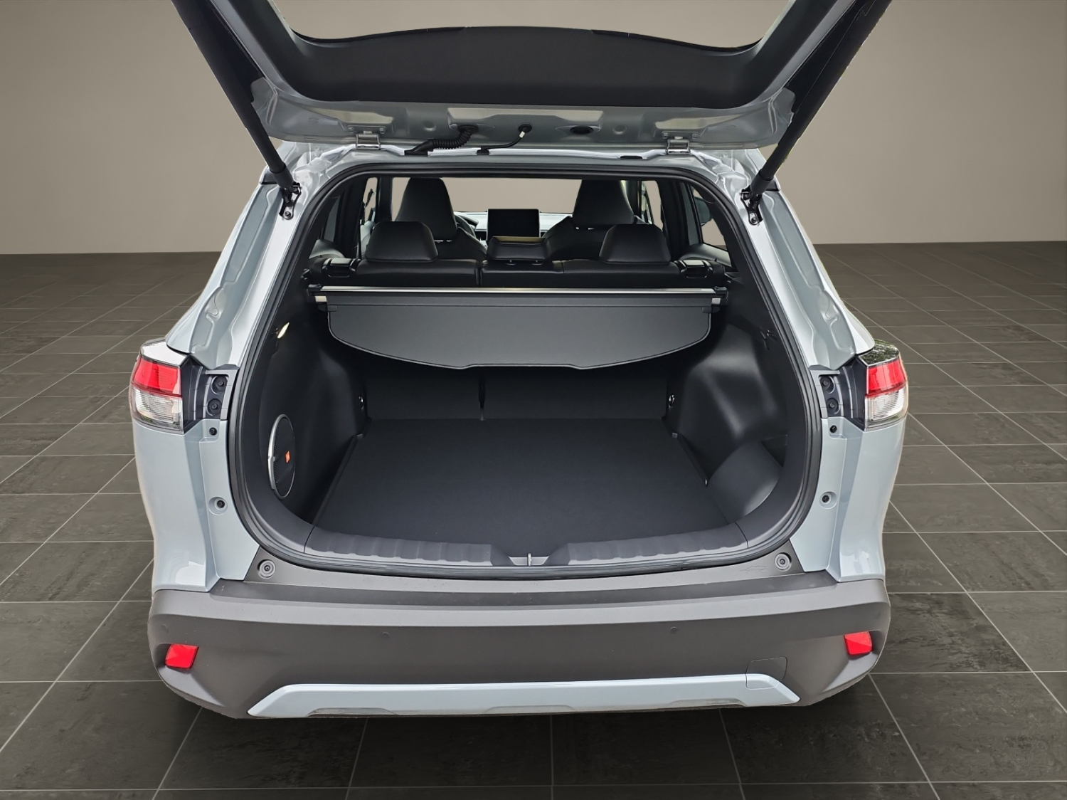 TOYOTA Corolla Cross 2.0 HSD Premium AWD-i-image-13