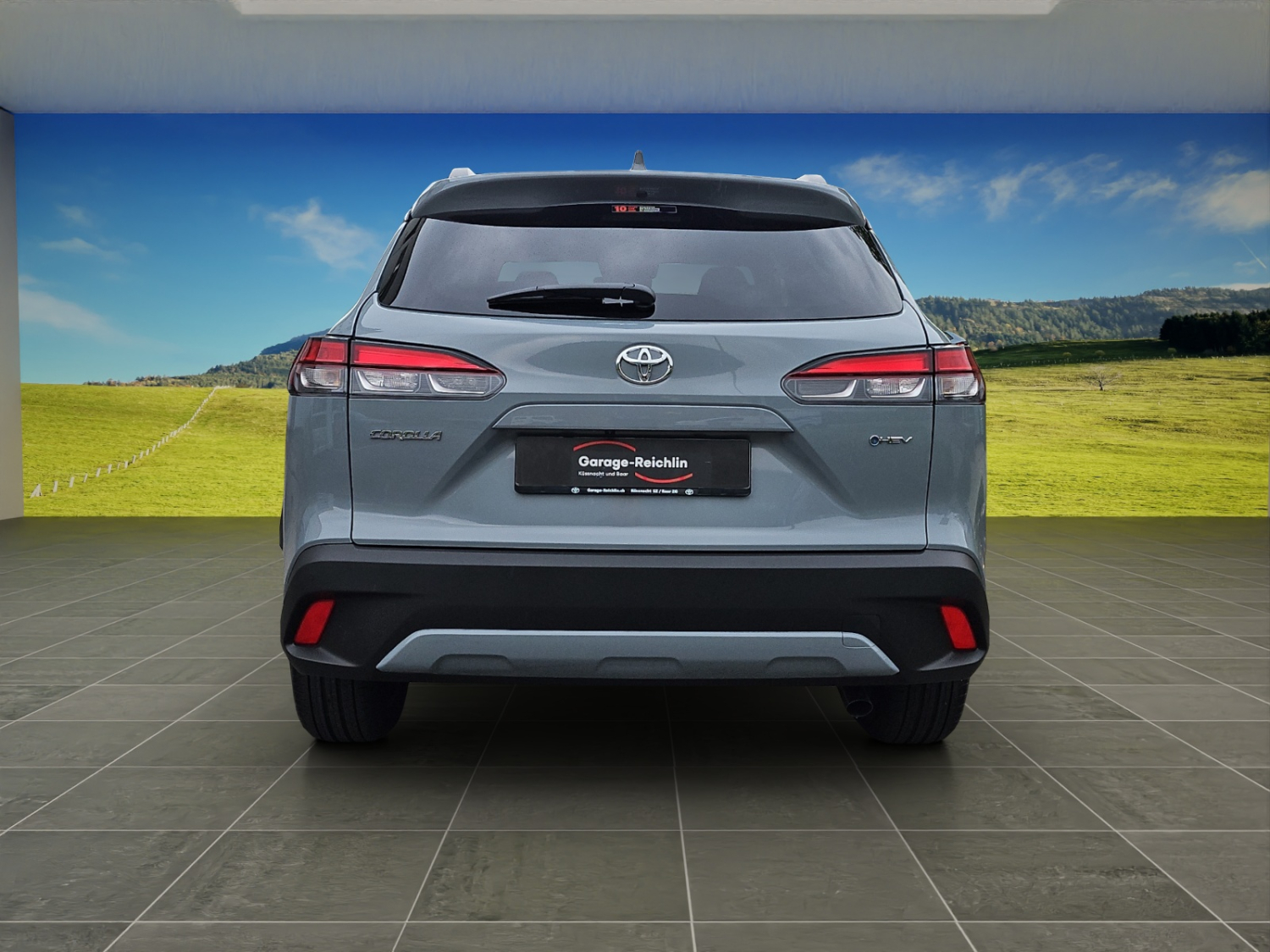 TOYOTA Corolla Cross 2.0 HSD Premium AWD-i-showroom-element-3