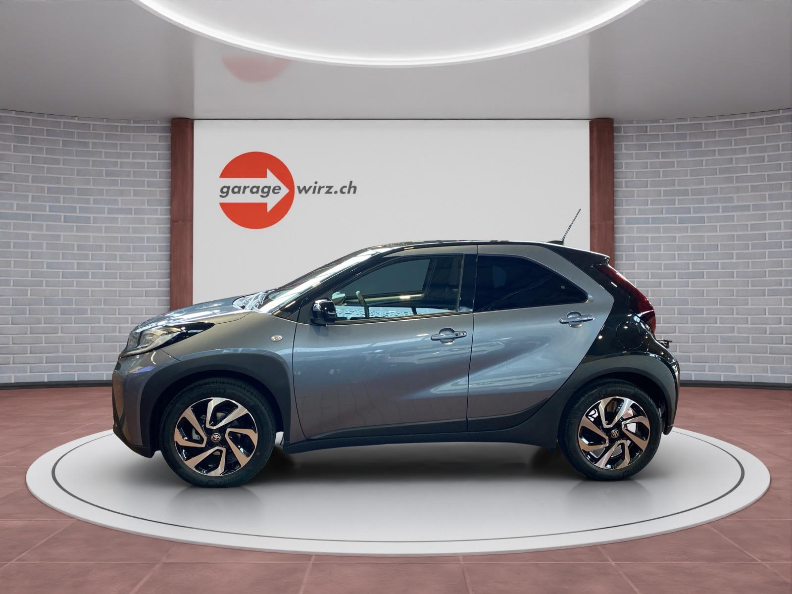 TOYOTA Aygo X 1.0 VVT-i Trend / 8-fach bereift / Toyota Servicepaket 4 Jahre / 60000 Km ab 1. IV-showroom-element-1