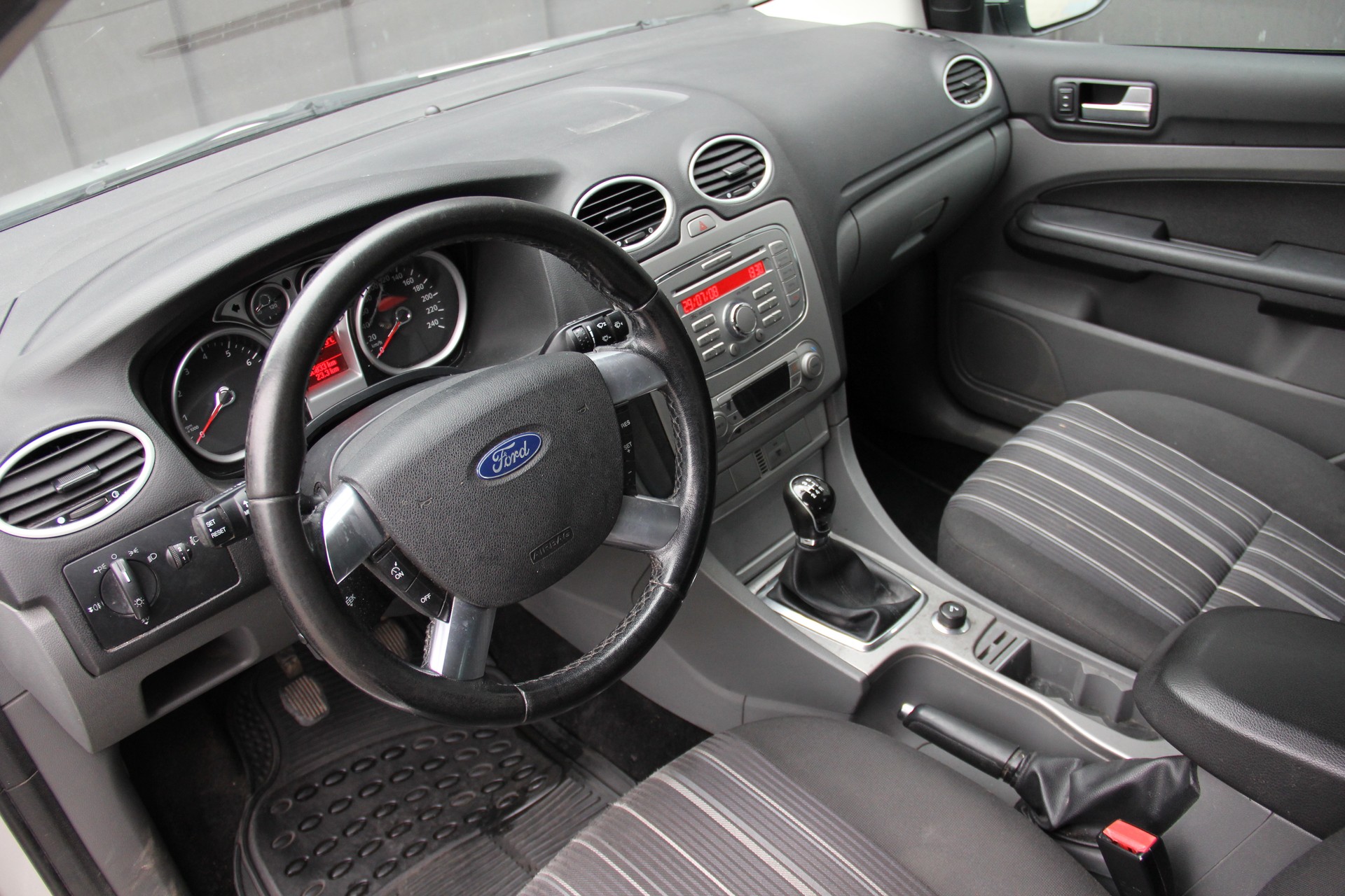FORD Focus 1.8i Carving ***MFK-11.12.2025***-image-11