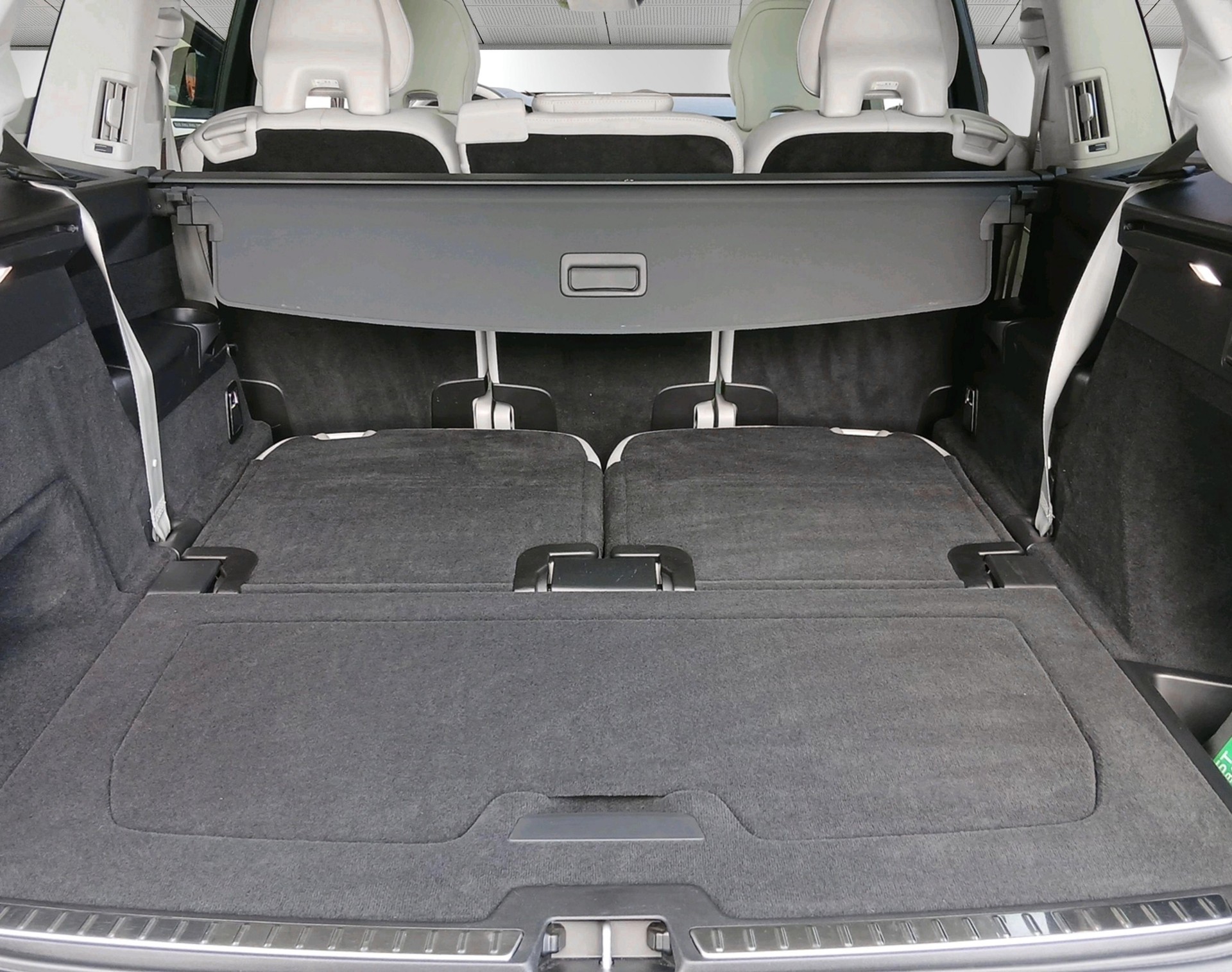 VOLVO XC90 2.0 T8 TE Ultimate Bright-image-5