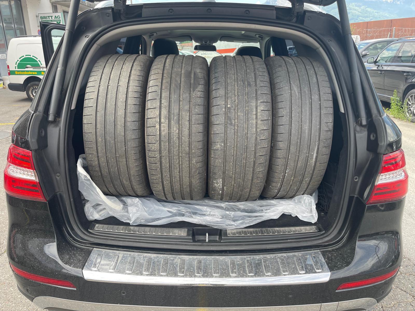 MERCEDES-BENZ ML 350 BlueEfficiency Edition 4Matic 7G-Tronic-image-7