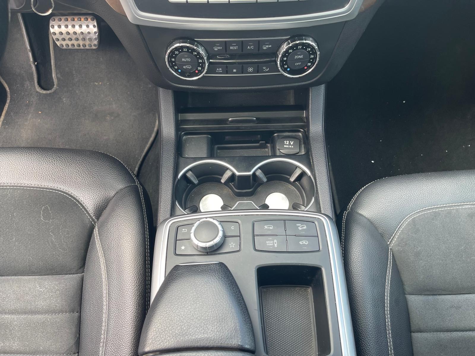 MERCEDES-BENZ ML 350 BlueEfficiency Edition 4Matic 7G-Tronic-image-12