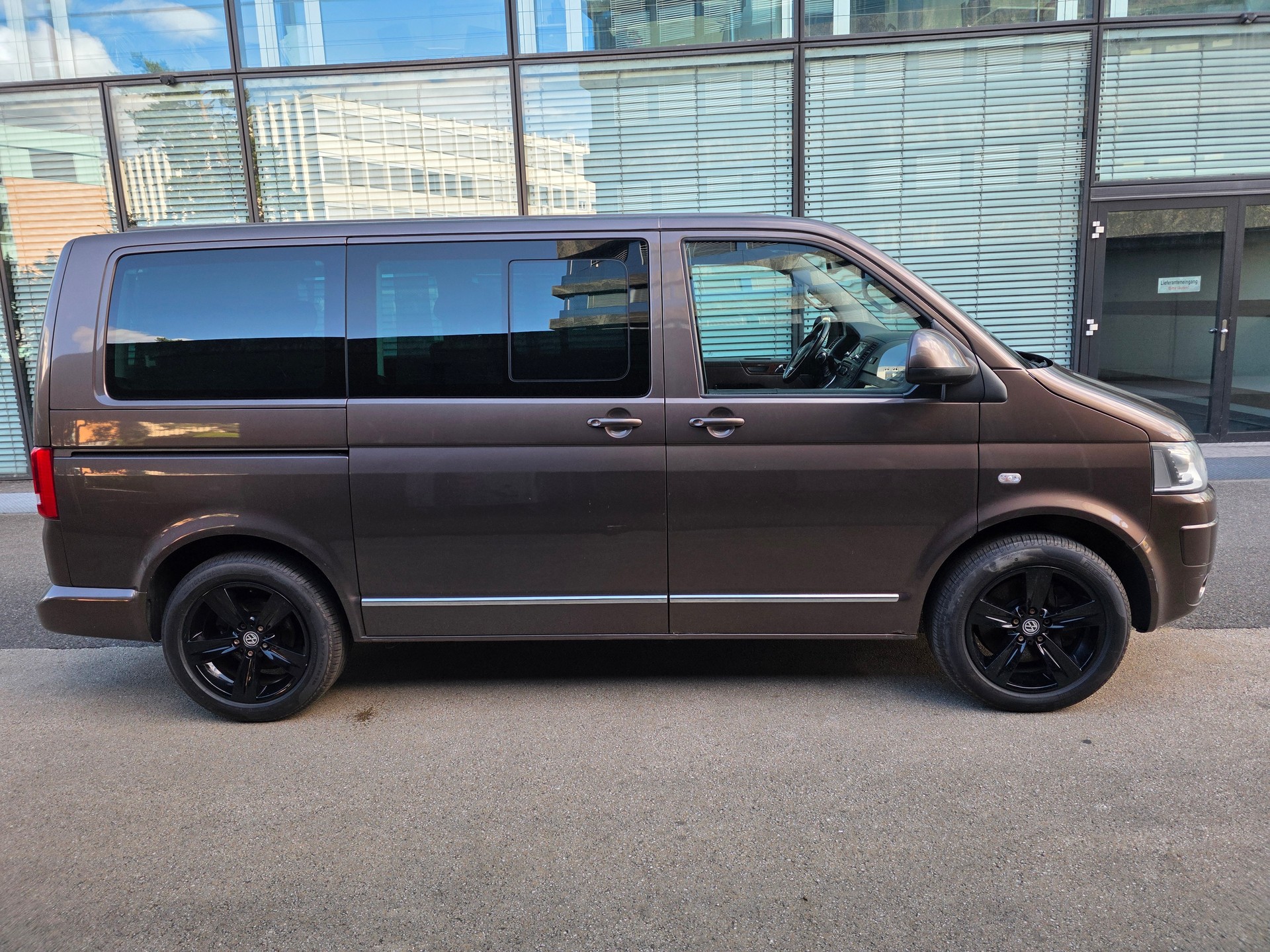 VW T5 Multivan 2.0 Bi-TDI CR Highline 4Motion-showroom-element-3