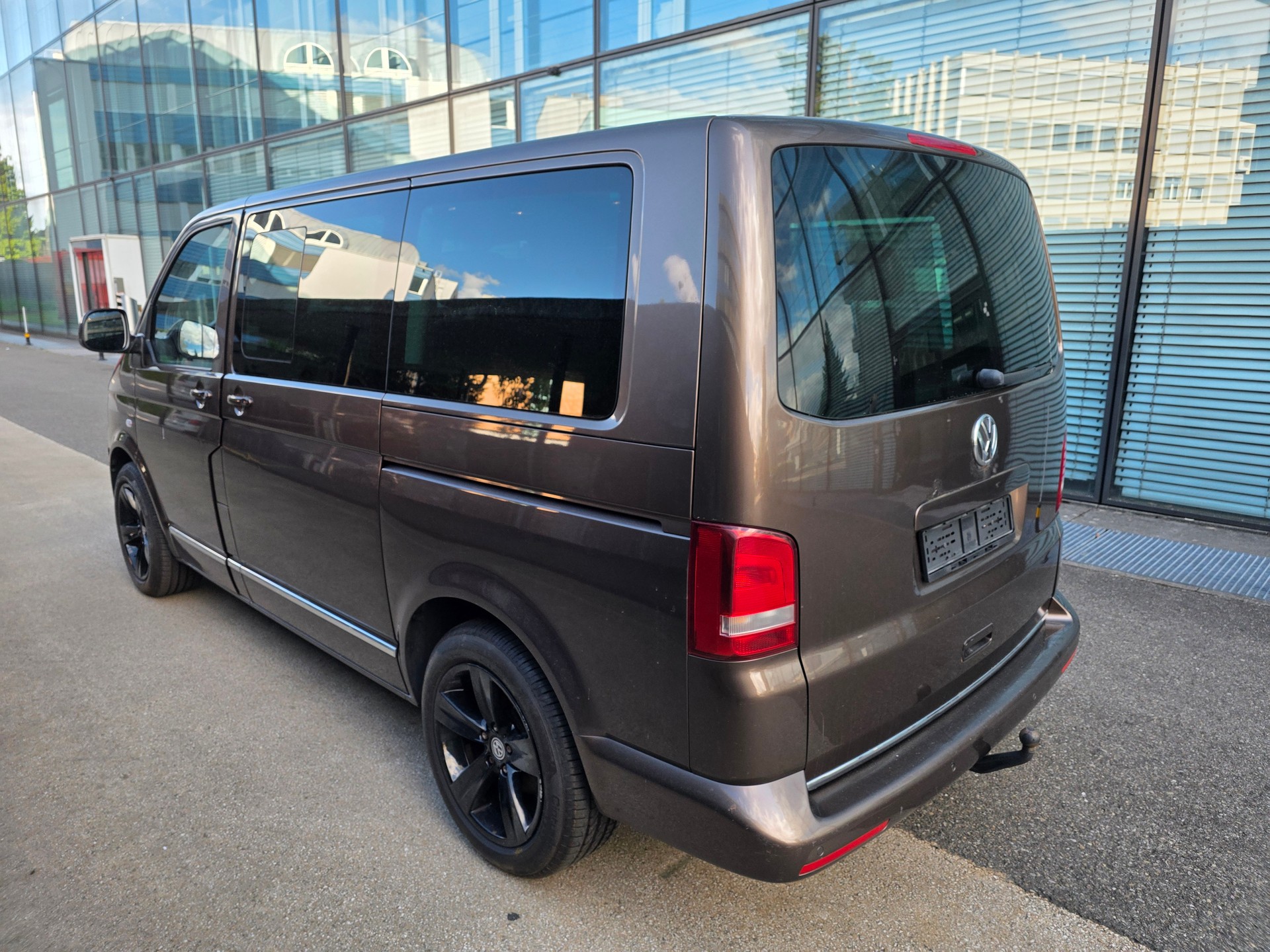 VW T5 Multivan 2.0 Bi-TDI CR Highline 4Motion-image-5