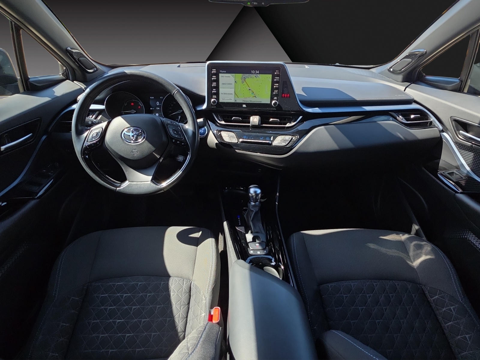 TOYOTA C-HR 1.8 HSD CVT Premium-image-9