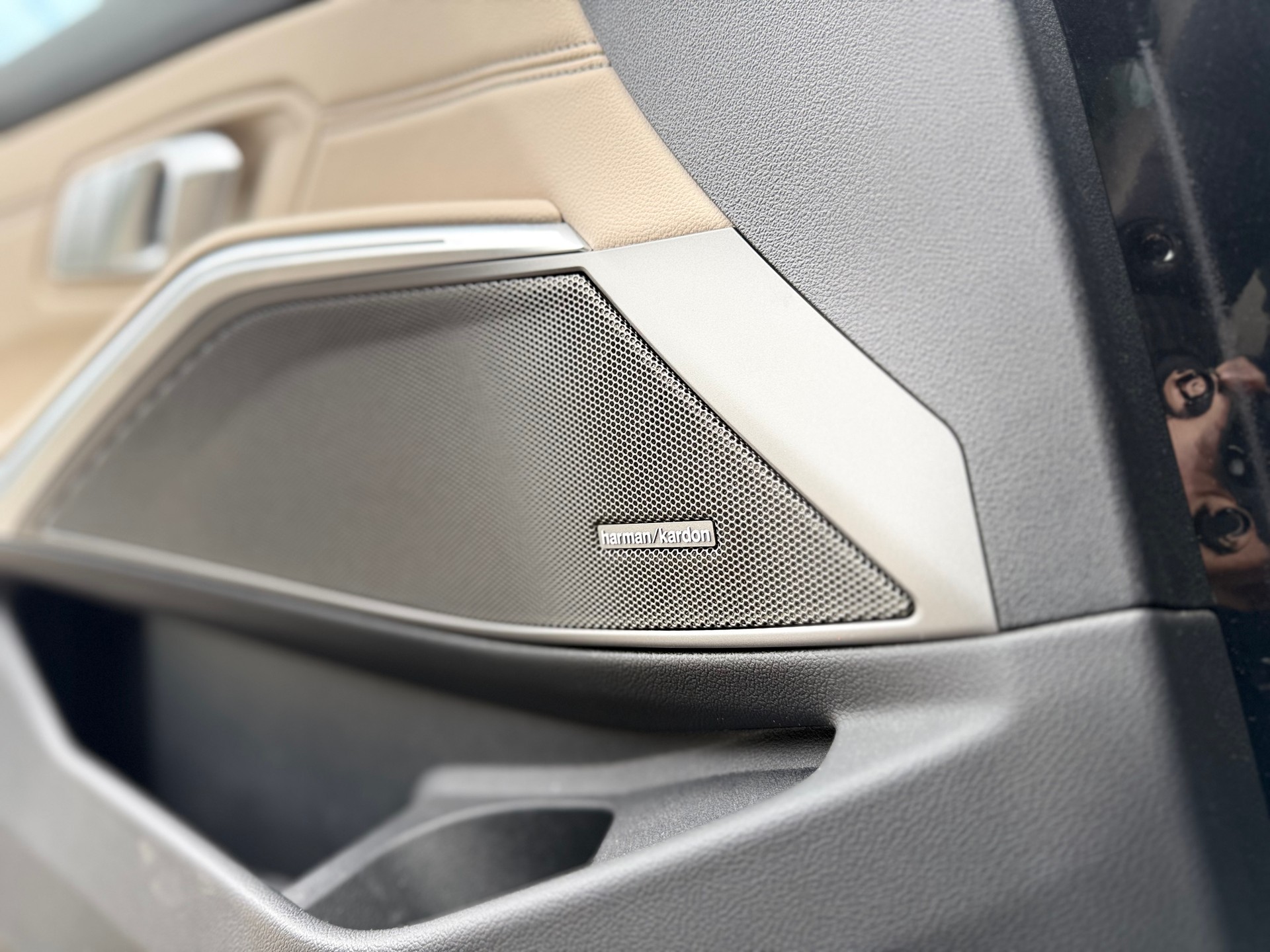 BMW M340i xDrive Steptronic-image-18