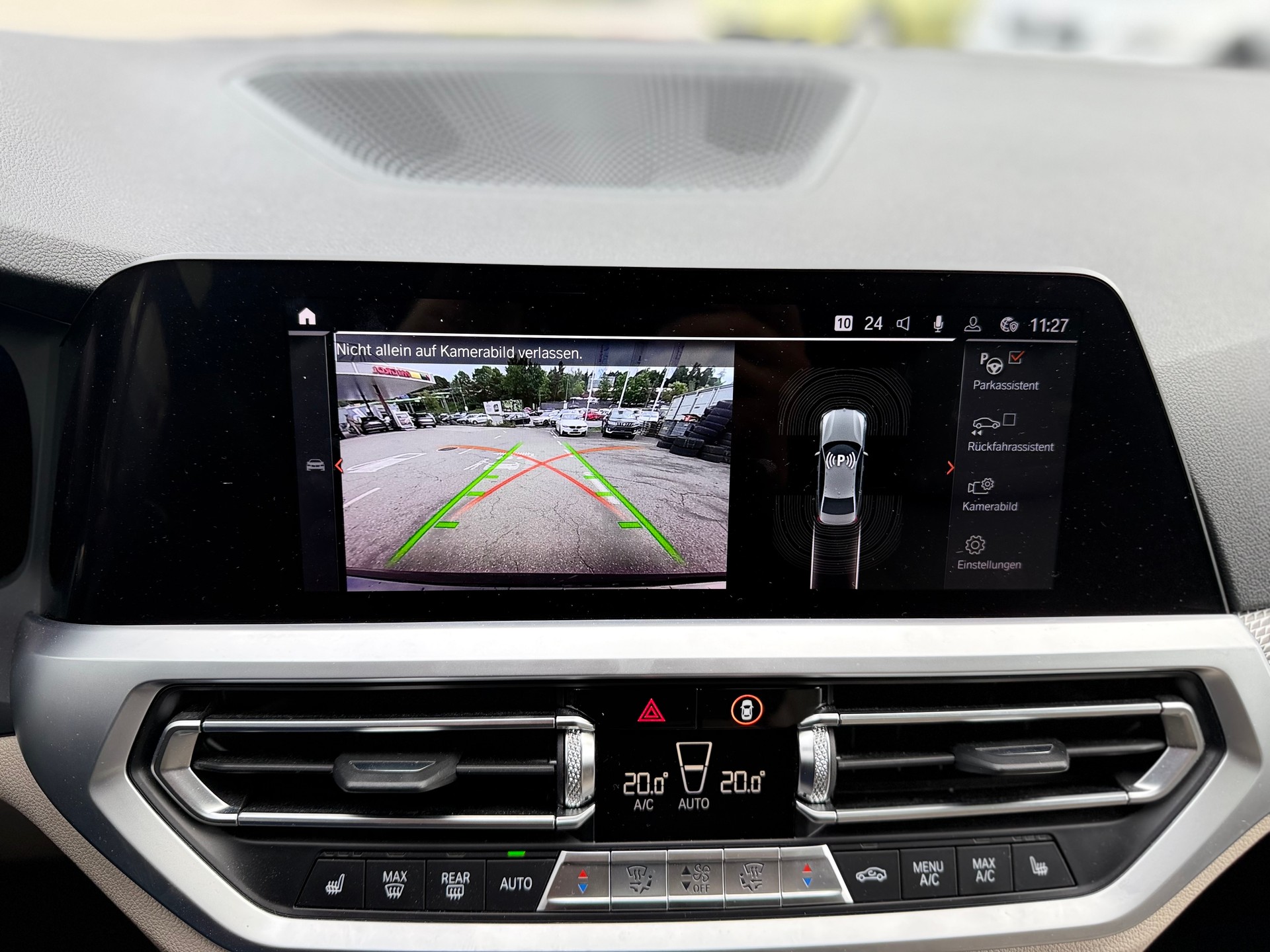 BMW M340i xDrive Steptronic-image-17