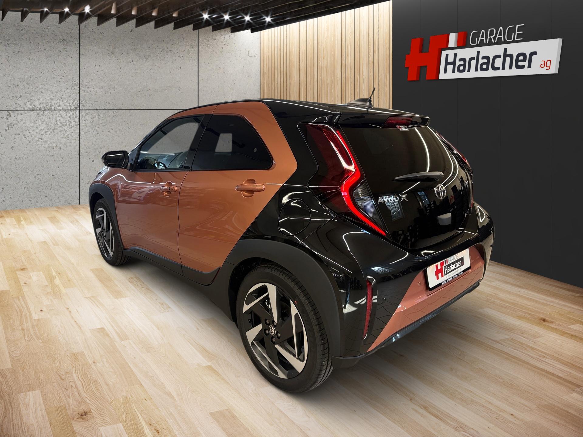 TOYOTA Aygo X 1.5 Style e-CVT-image-6