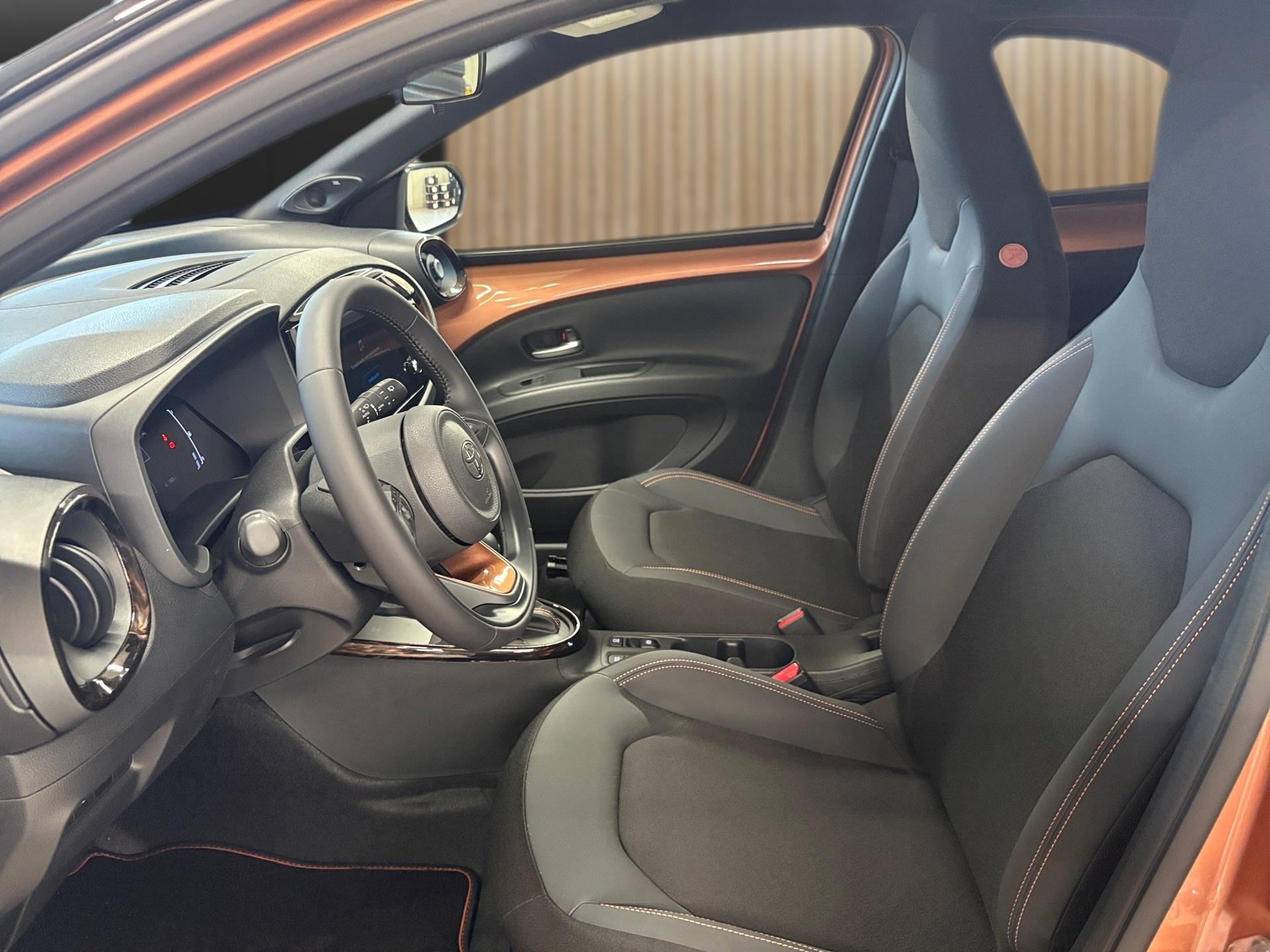 TOYOTA Aygo X 1.5 Style e-CVT-image-10