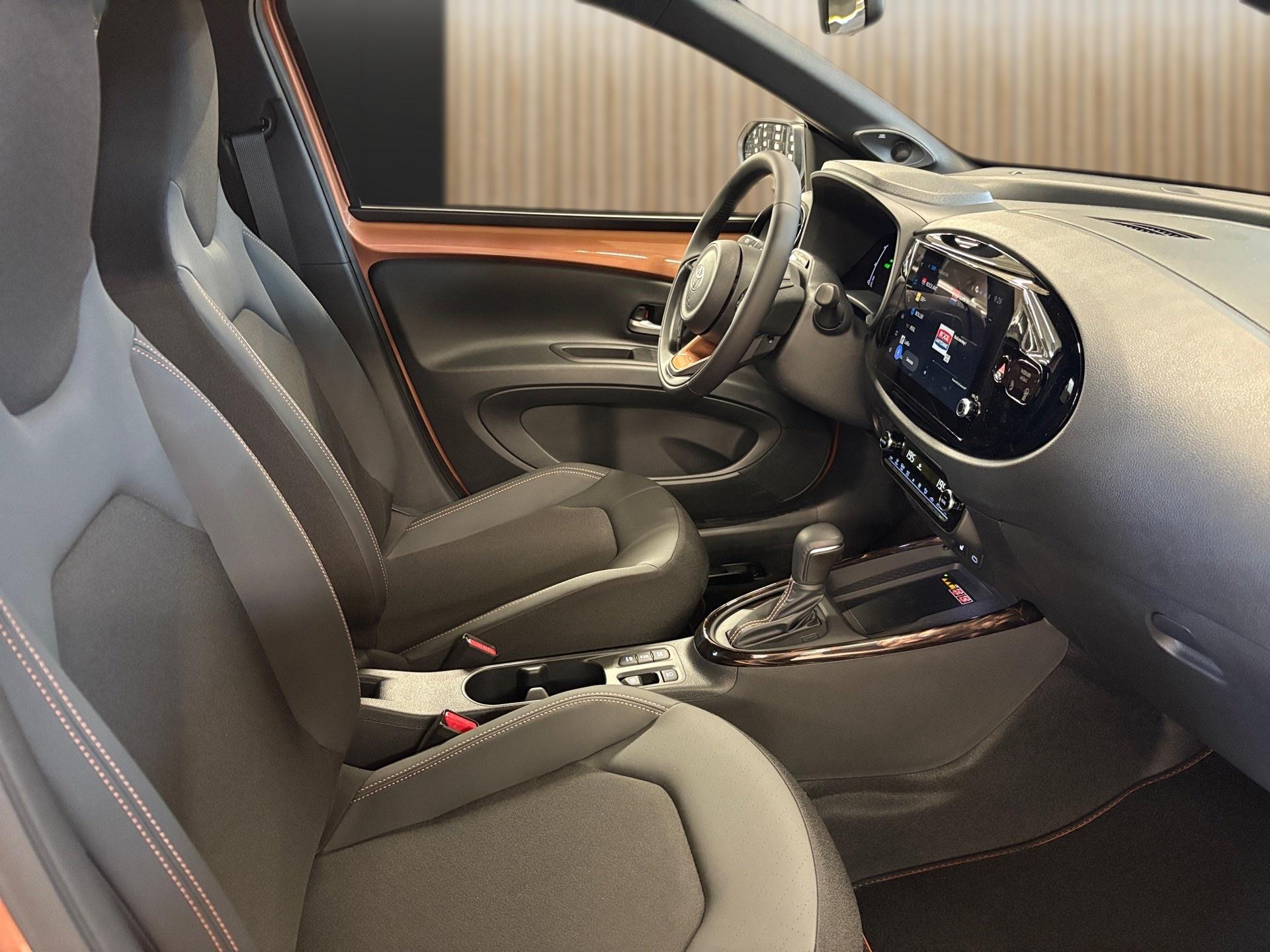 TOYOTA Aygo X 1.5 Style e-CVT-image-14