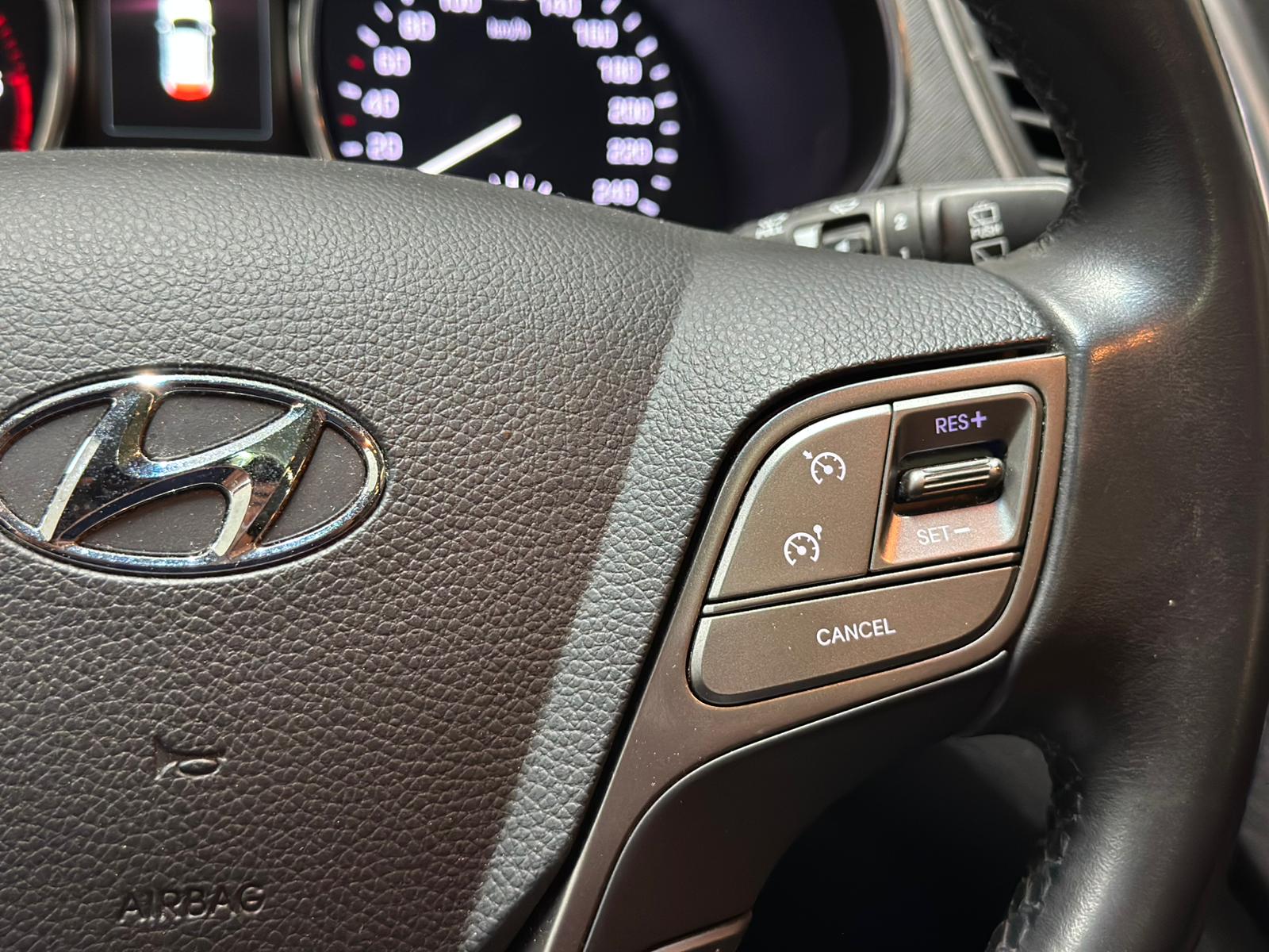 HYUNDAI Santa Fe 2.2 CRDI Amplia 4WD Automatic-image-10