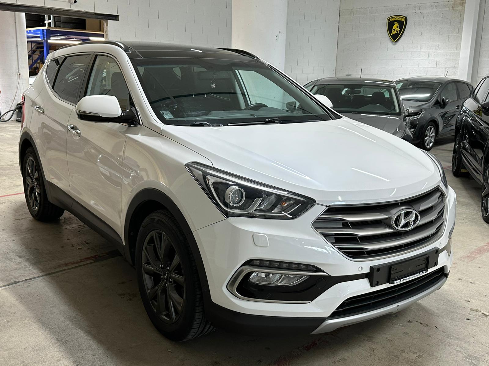 HYUNDAI Santa Fe 2.2 CRDI Amplia 4WD Automatic-image-2
