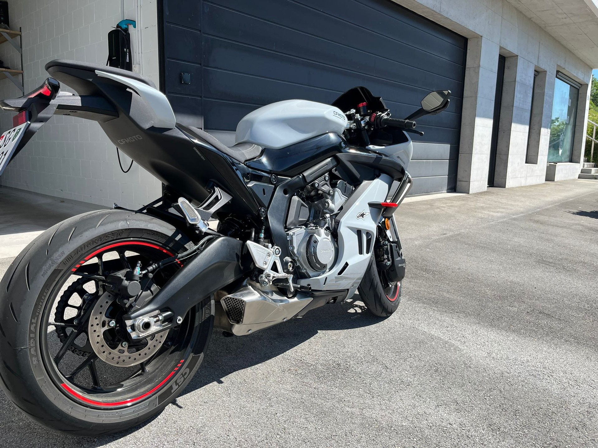 CF MOTO 675 SR-R-image-5