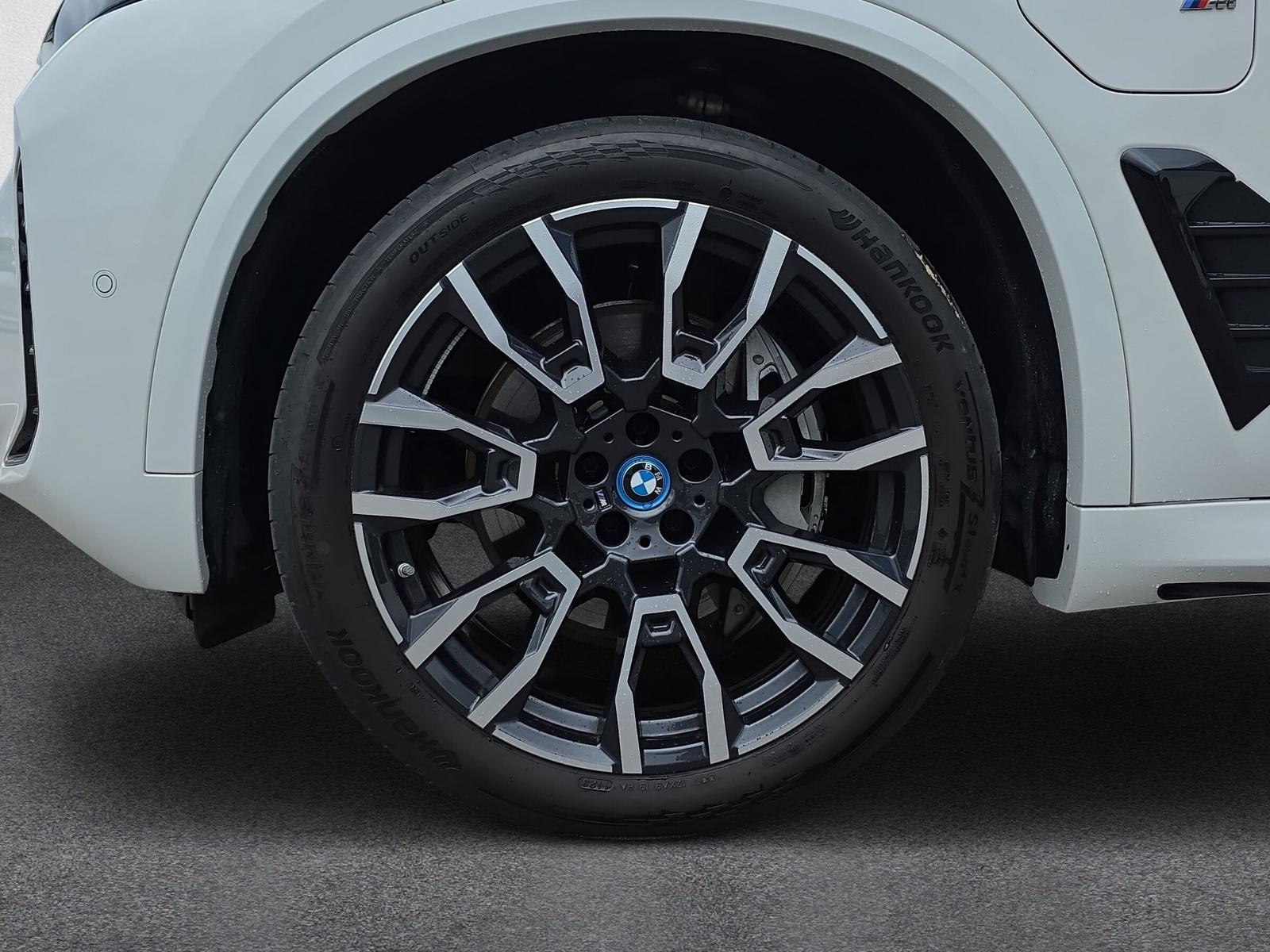 BMW X5 xDrive 50e M Sport (CH) AHK 2.7T ** Action de Leasing à 0.9% **-image-33