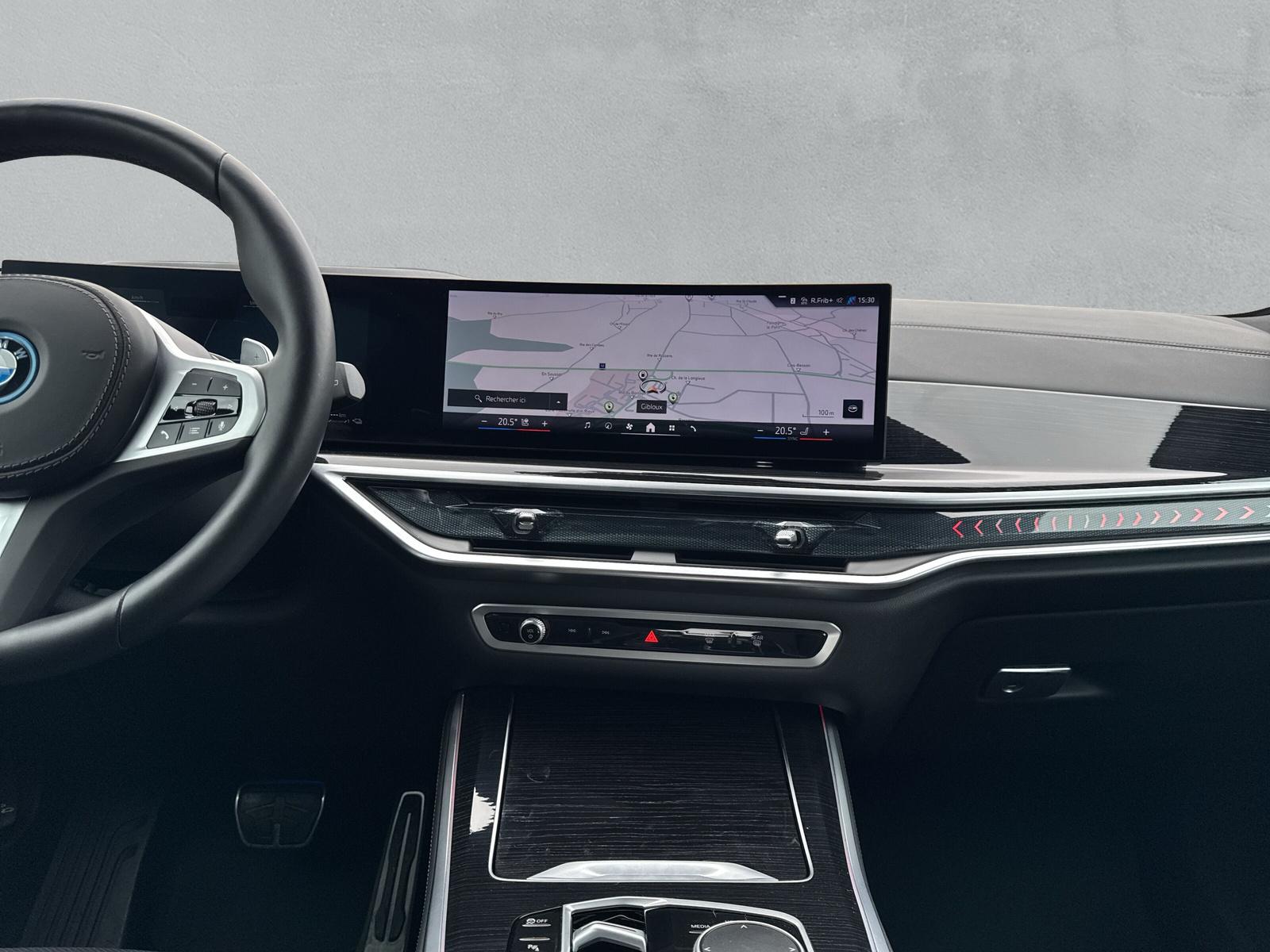 BMW X5 xDrive 50e M Sport (CH) AHK 2.7T ** Action de Leasing à 0.9% **-image-14