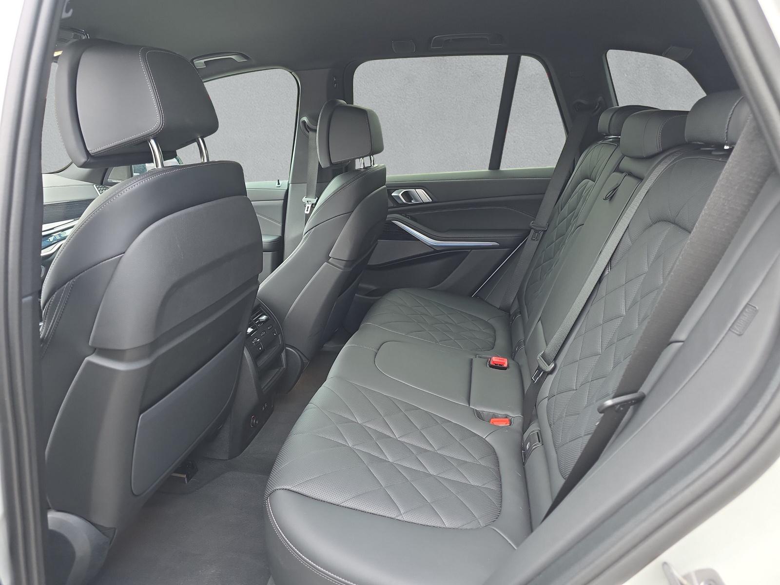 BMW X5 xDrive 50e M Sport (CH) AHK 2.7T ** Action de Leasing à 0.9% **-image-39