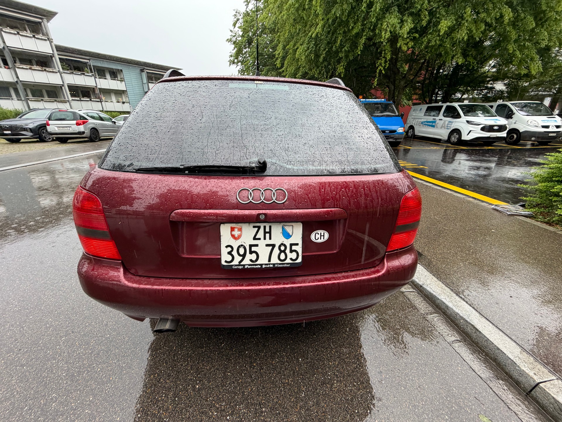 AUDI A4 Avant 1.8 Ambiente-image-8
