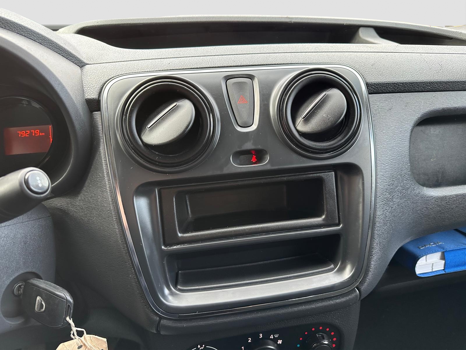 DACIA Dokker Van SCe 100 S&S Access-image-9