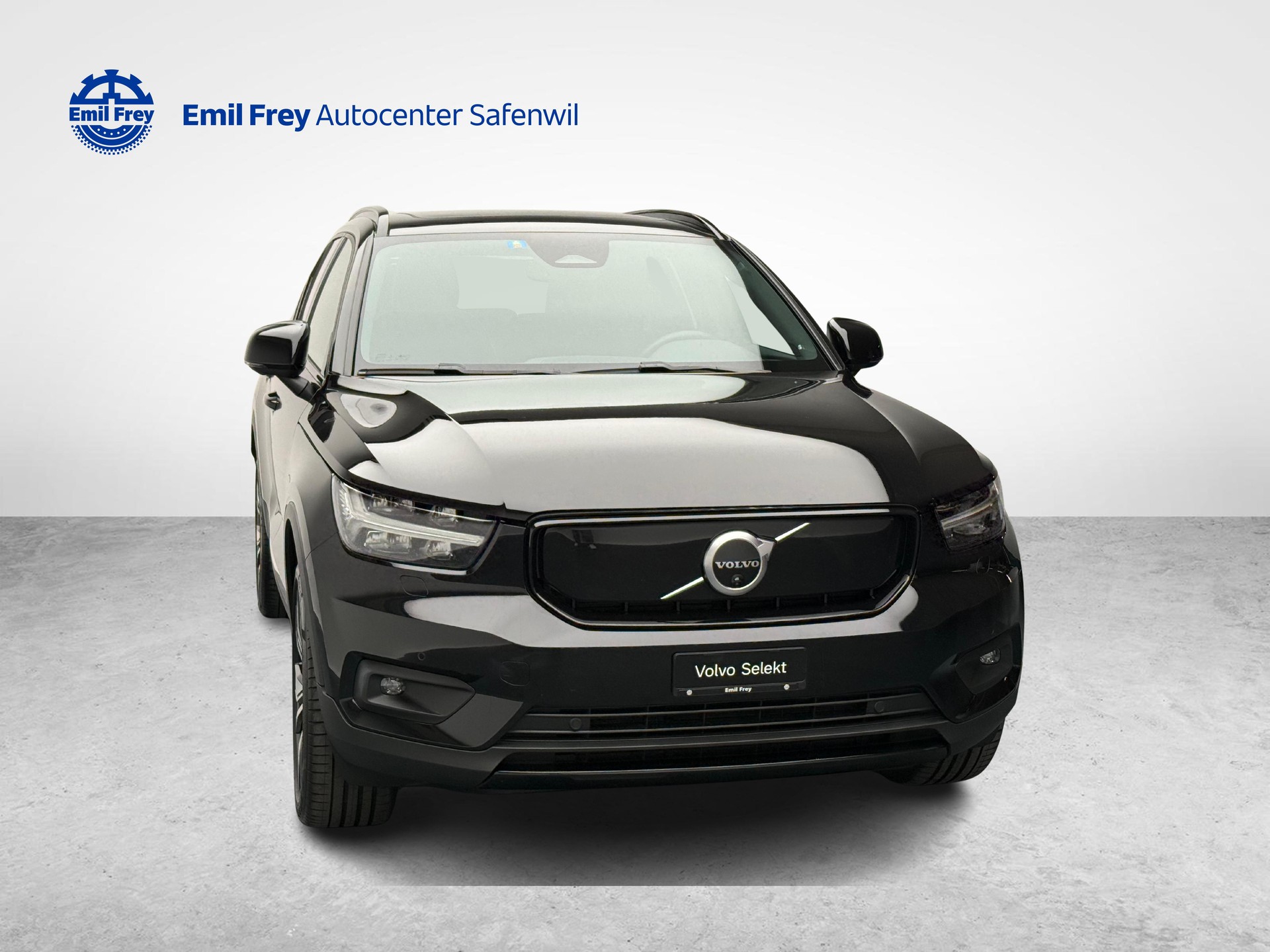 VOLVO XC40 P8 Twin R-Design AWD-image-6