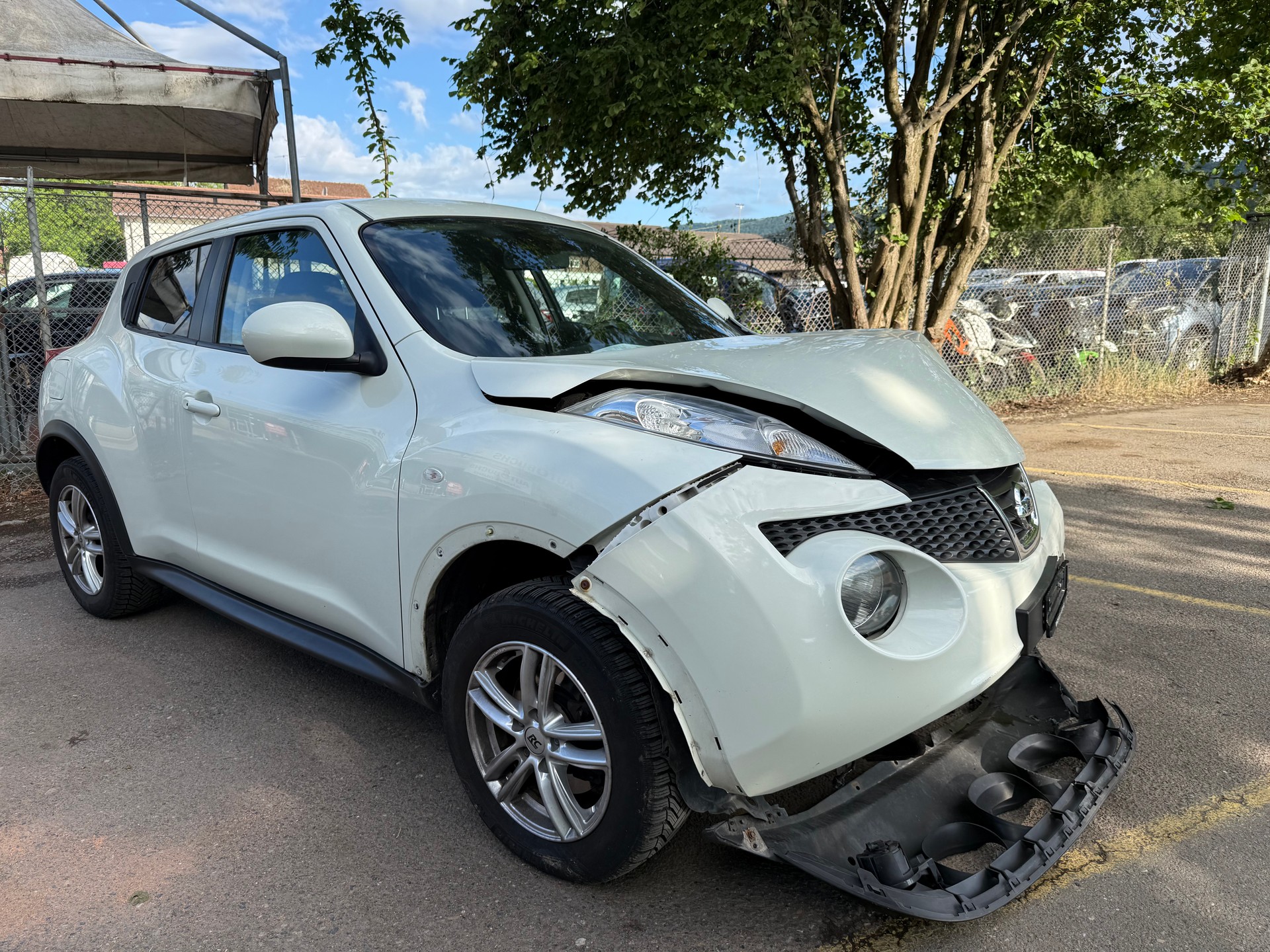 NISSAN Juke 1.6 DIG-T tekna 4x4 Xtronic M-CVT