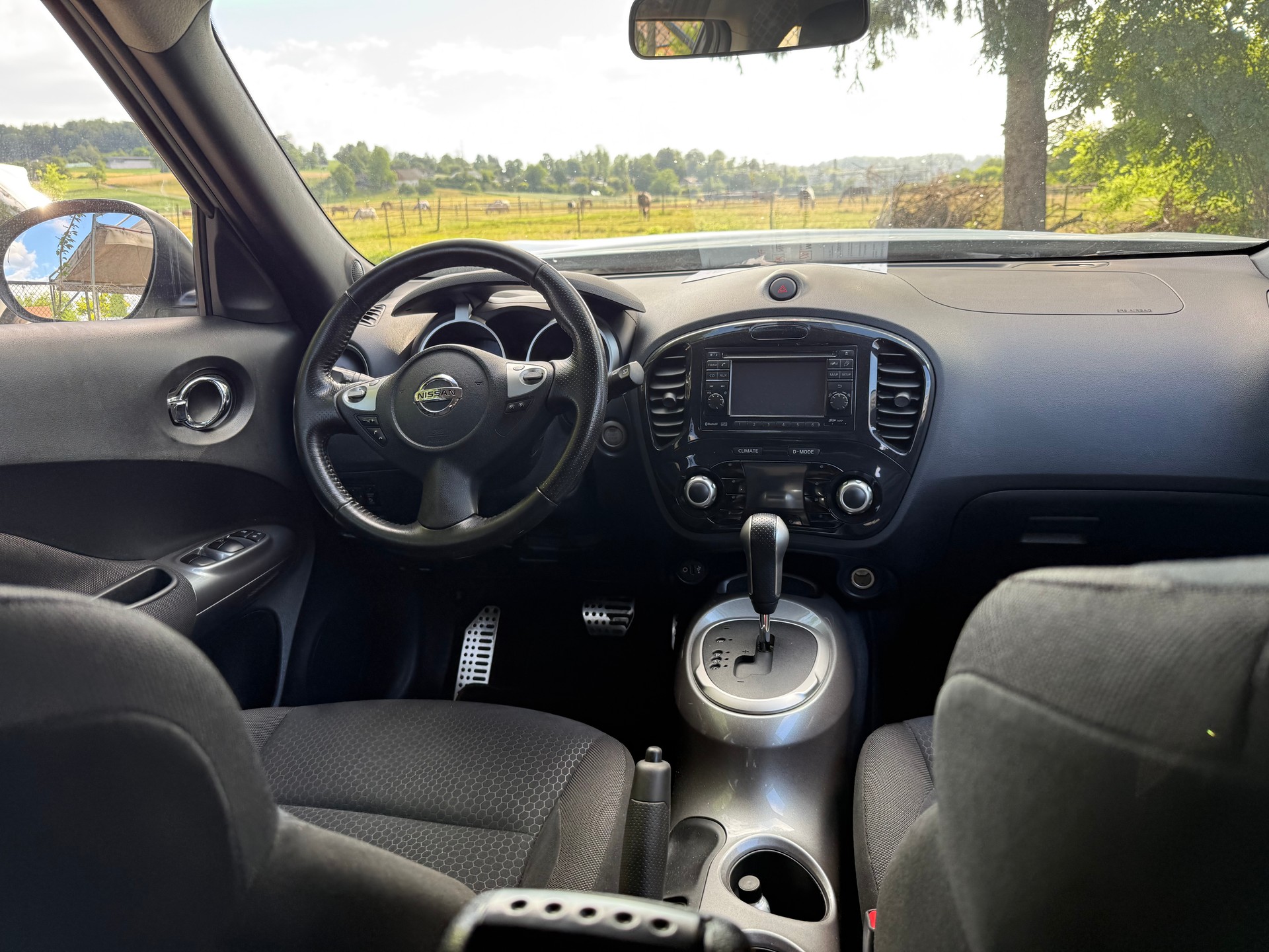 NISSAN Juke 1.6 DIG-T tekna 4x4 Xtronic M-CVT-image-9